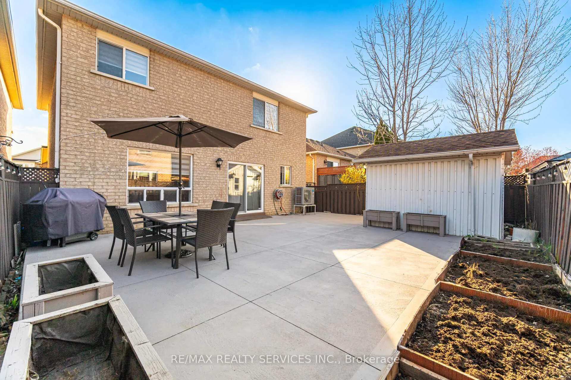 Photo 48 of 11 Poplar Plains Road, Brampton, Fletcher's Meadow — HOMEH