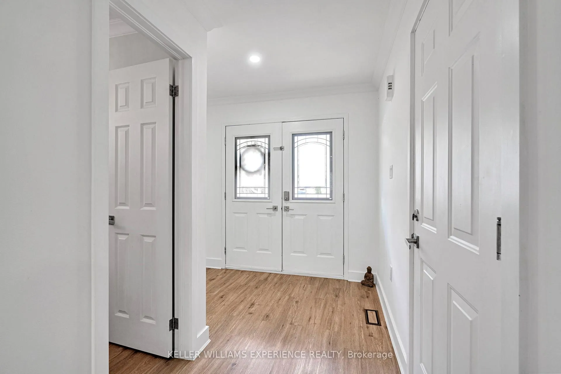 Photo 6 of 91 Butternut Drive, Barrie, Holly — HOMEH