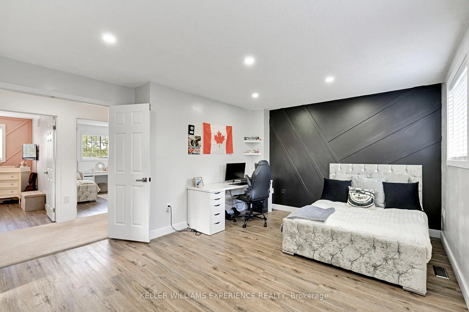 Photo 22 of 91 Butternut Drive, Barrie, Holly — HOMEH