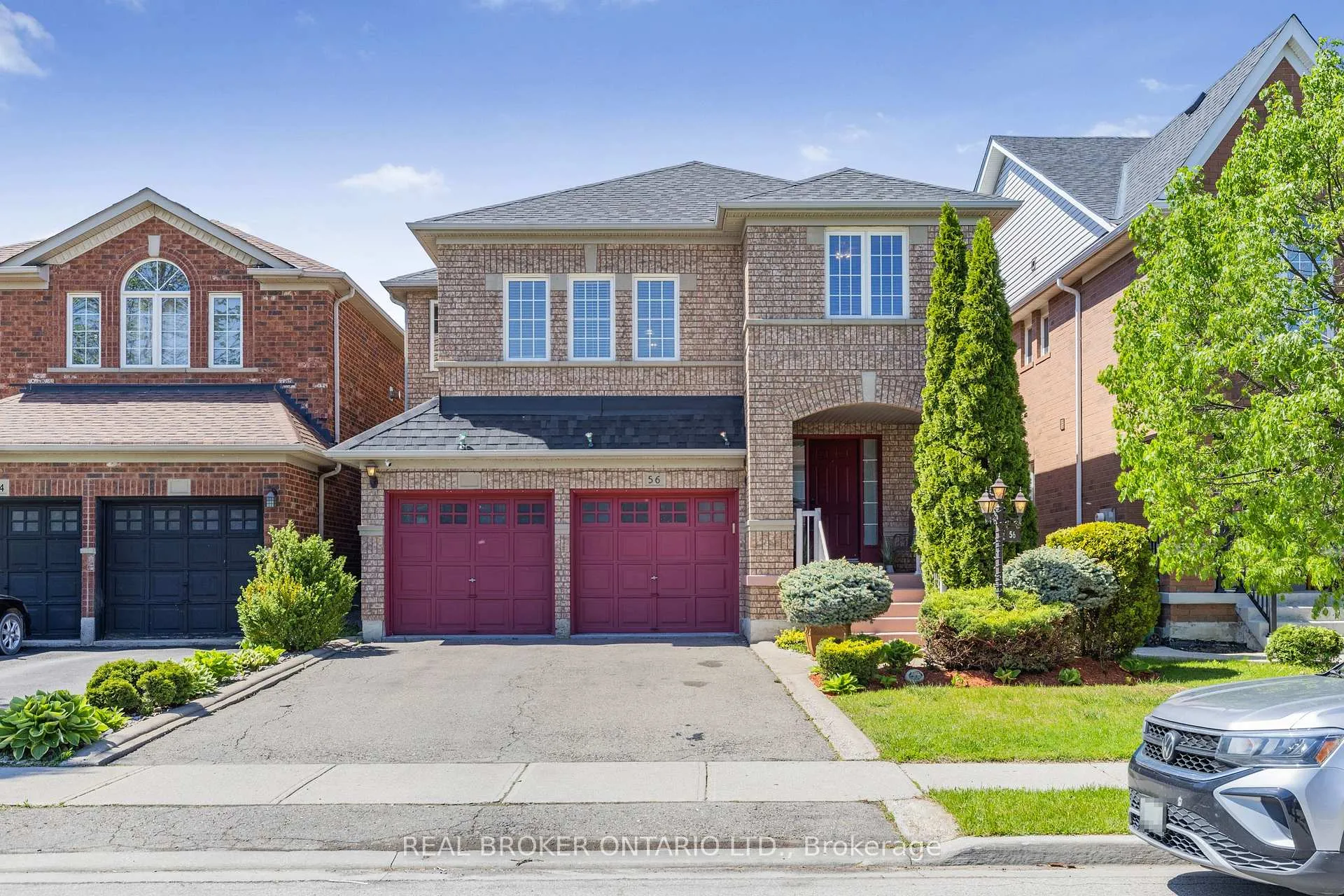 Photo 3 of 56 Lockheed Crescent, Brampton, Fletcher's Meadow — HOMEH