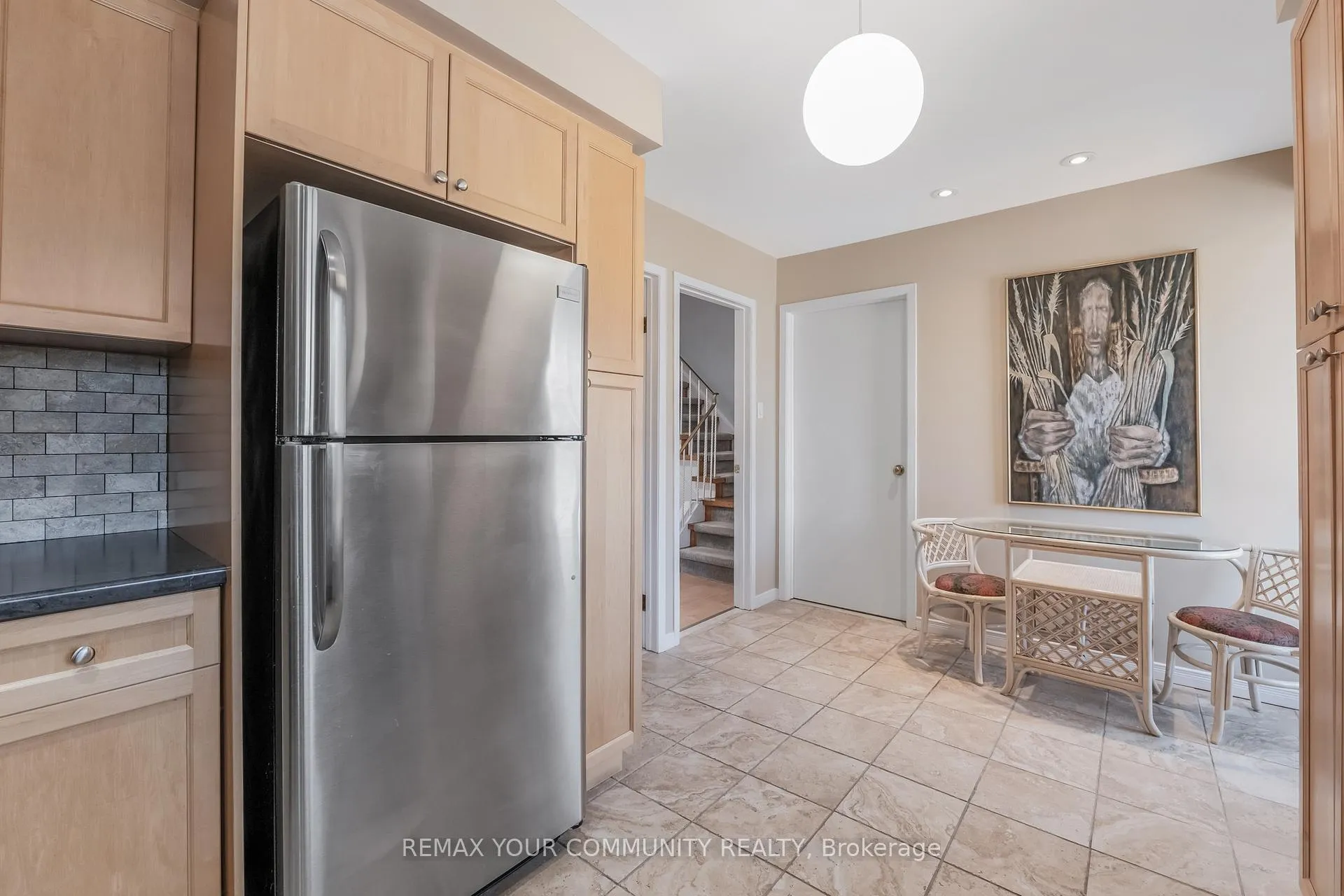 Photo 14 of Unit 60, 97 Poplar Crescent, Aurora, Aurora Highlands — HOMEH