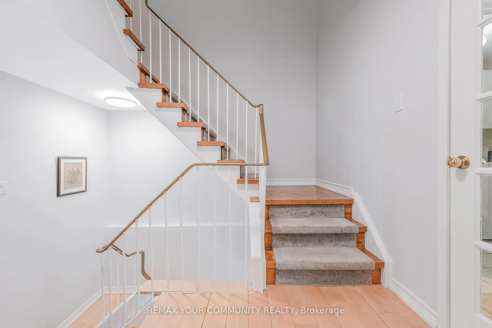 Photo 21 of Unit 60, 97 Poplar Crescent, Aurora, Aurora Highlands — HOMEH