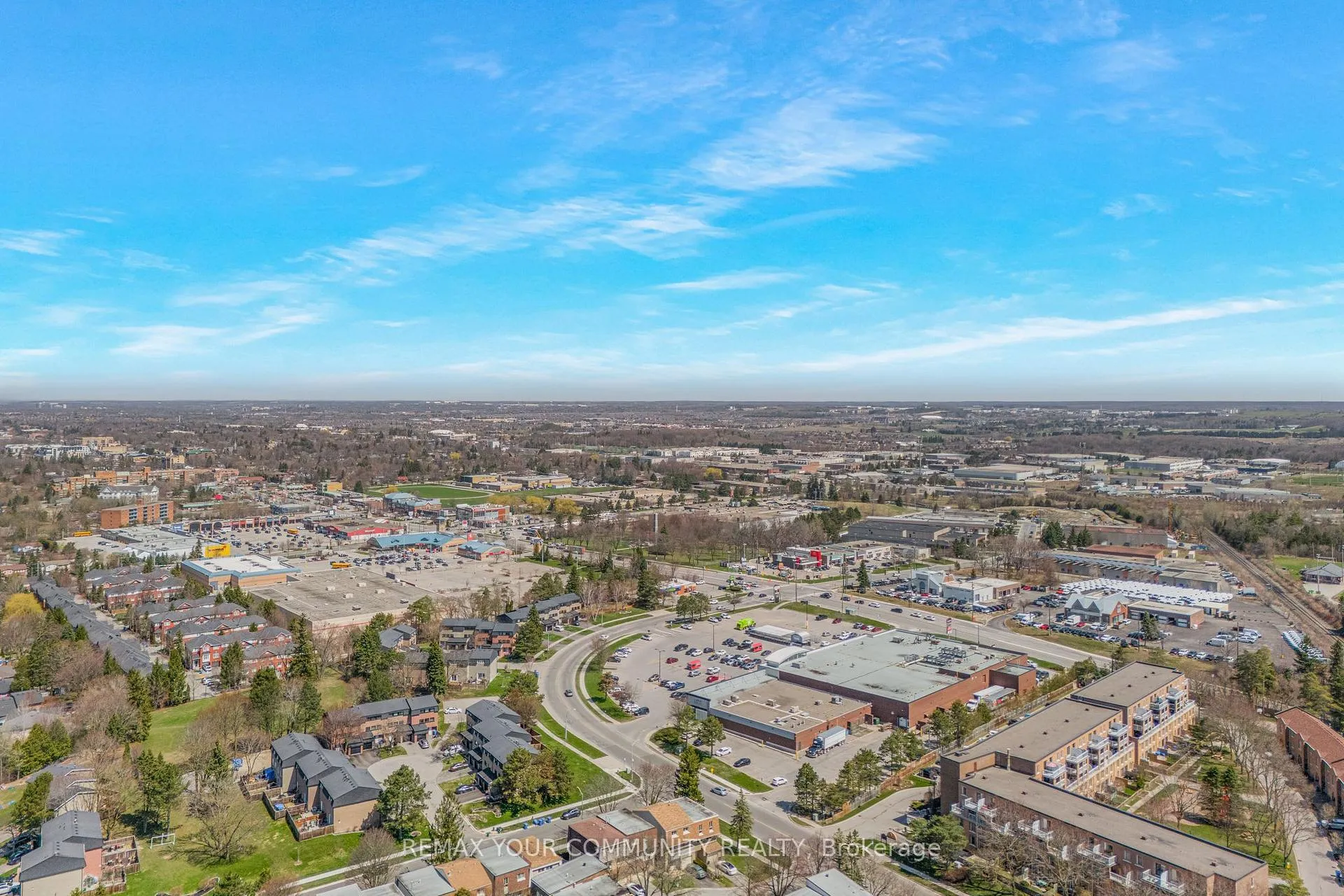 Photo 49 of Unit 60, 97 Poplar Crescent, Aurora, Aurora Highlands — HOMEH