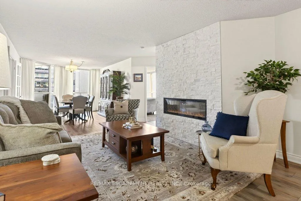 Photo 8 of Unit 803, 1237 North Shore Boulevard E, Burlington, Brant — HOMEH