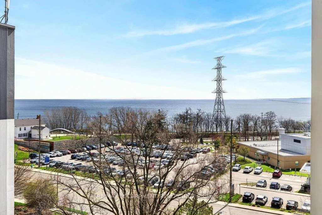 Photo 26 of Unit 803, 1237 North Shore Boulevard E, Burlington, Brant — HOMEH