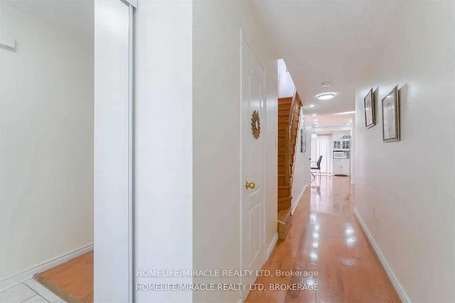 Photo 5 of Unit Upper, 60 Studebaker Trail, Brampton, Fletcher's Meadow — HOMEH