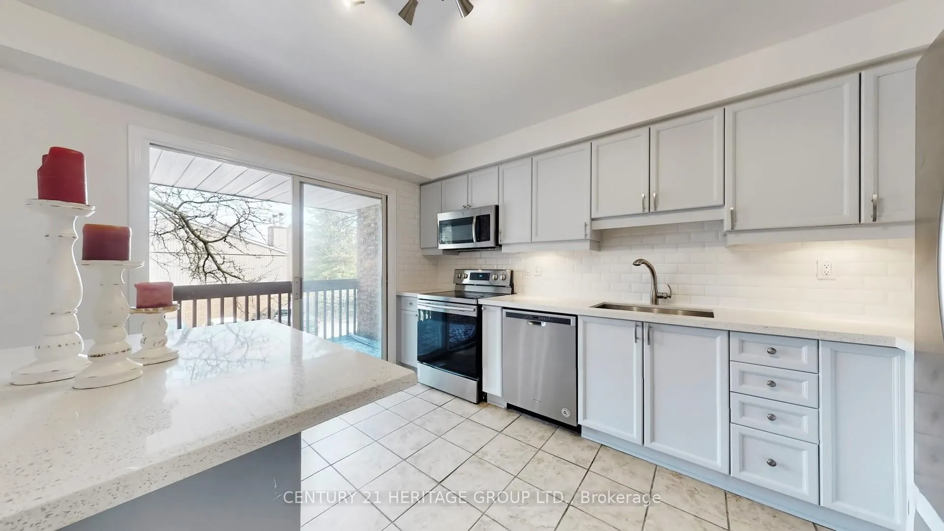 Photo 12 of 34 Dunkeld Way, Markham, Royal Orchard — HOMEH