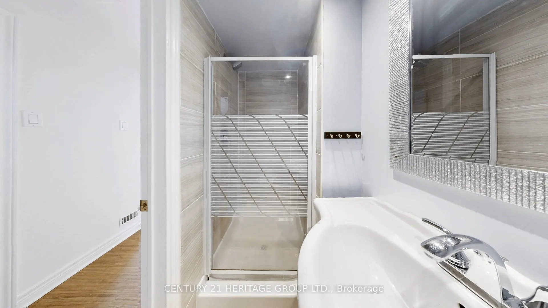 Photo 32 of 34 Dunkeld Way, Markham, Royal Orchard — HOMEH