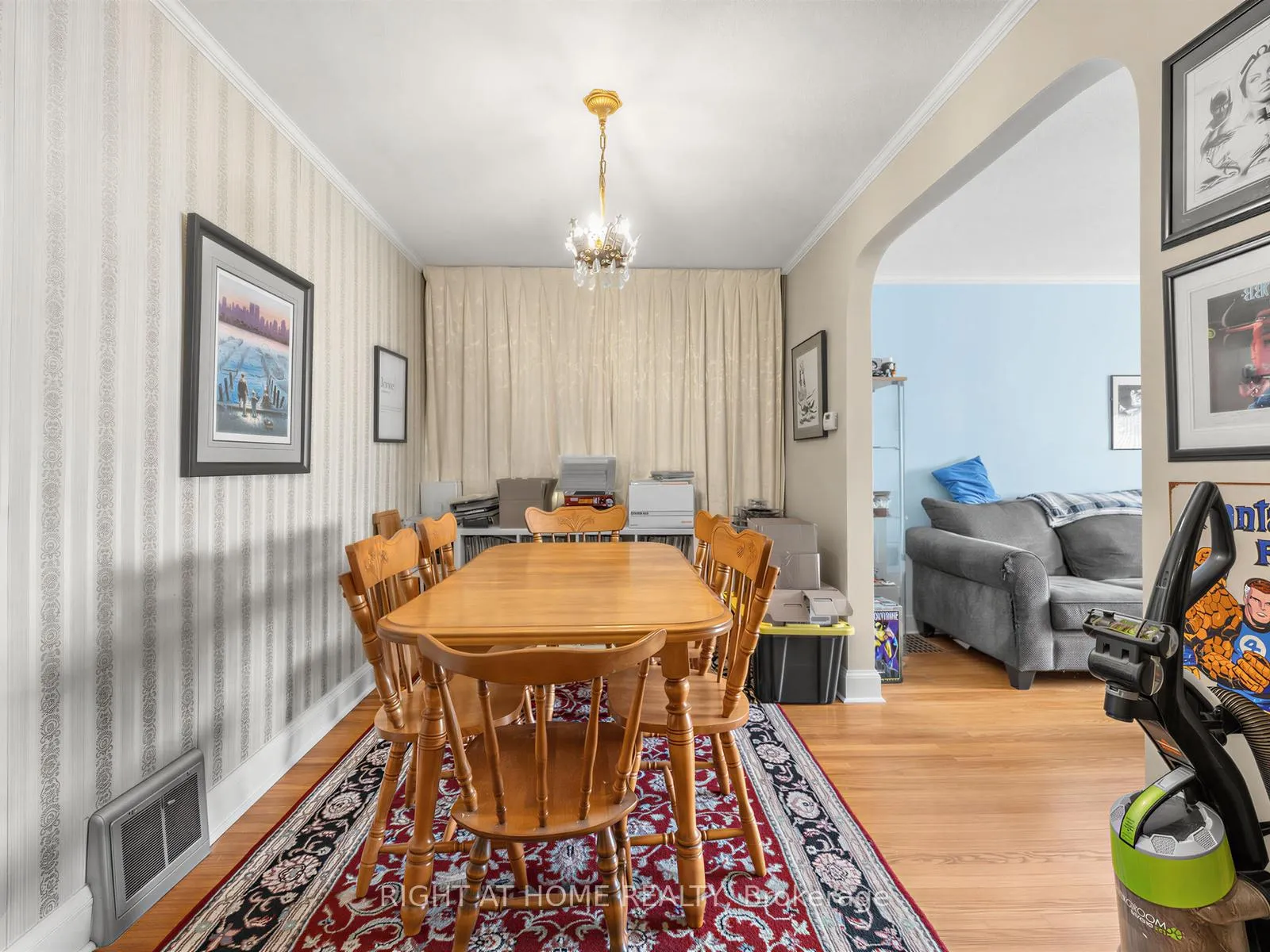 Photo 11 of 524 Colborne Street E, Oshawa, O'Neill — HOMEH