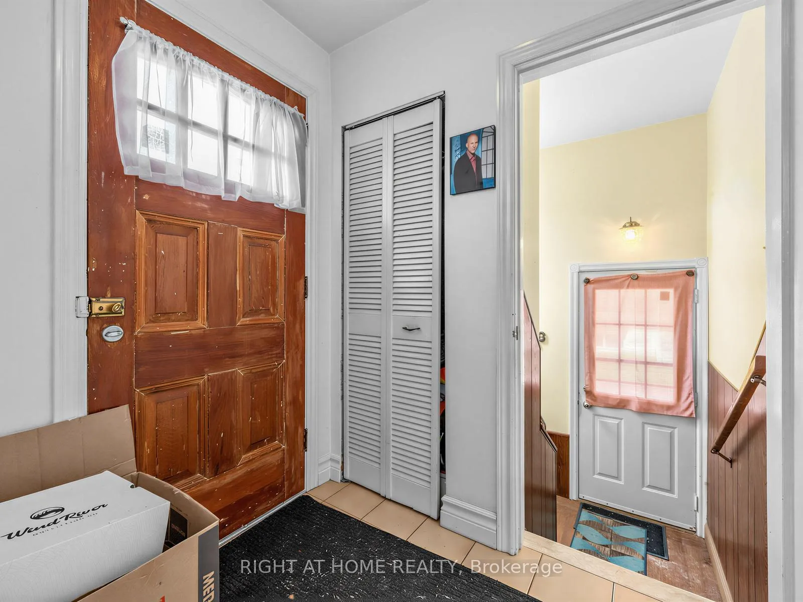 Photo 20 of 524 Colborne Street E, Oshawa, O'Neill — HOMEH