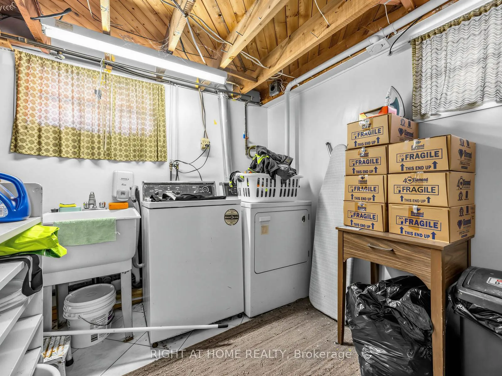 Photo 28 of 524 Colborne Street E, Oshawa, O'Neill — HOMEH