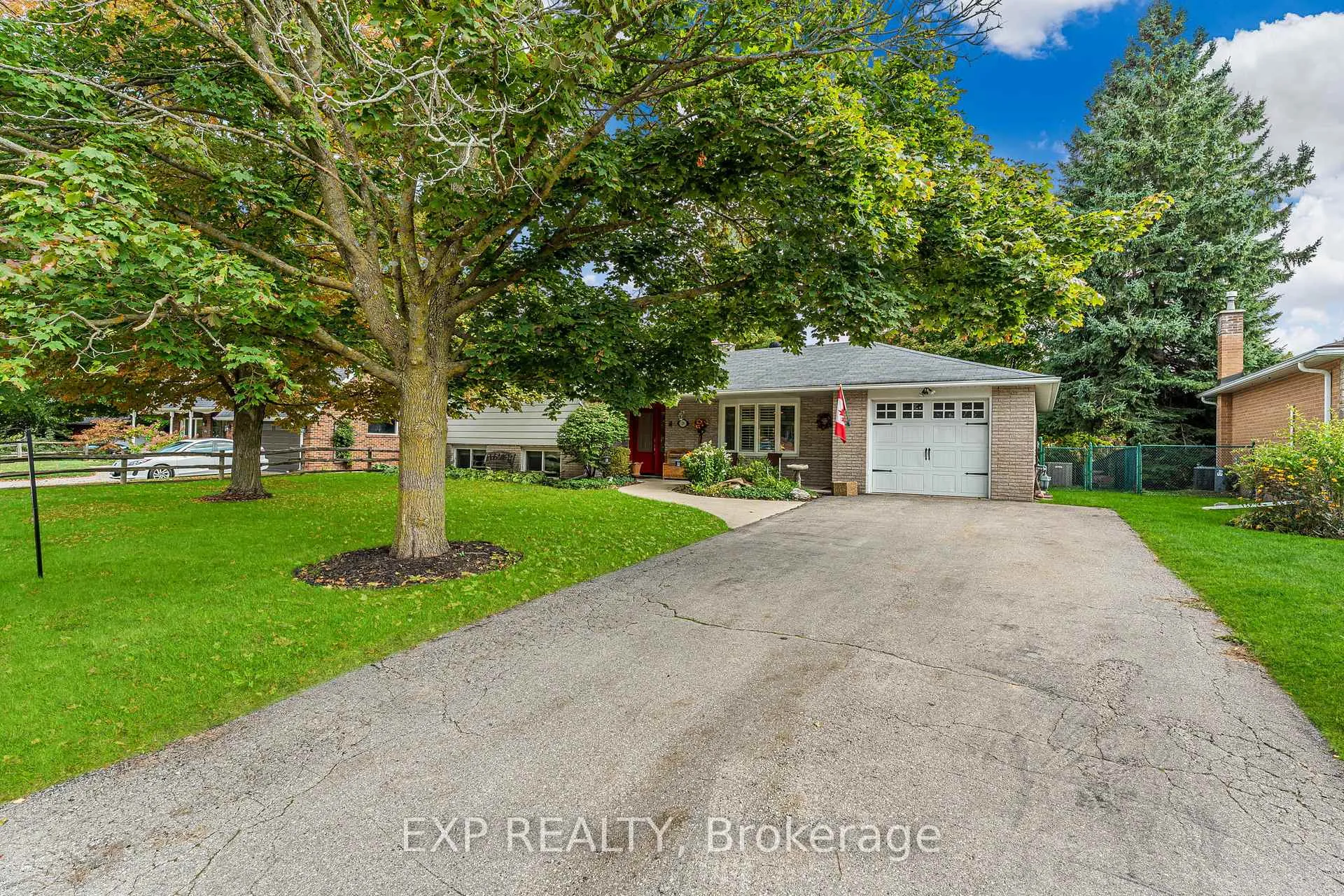 Photo 2 of 29 Millwood Road, Erin — HOMEH