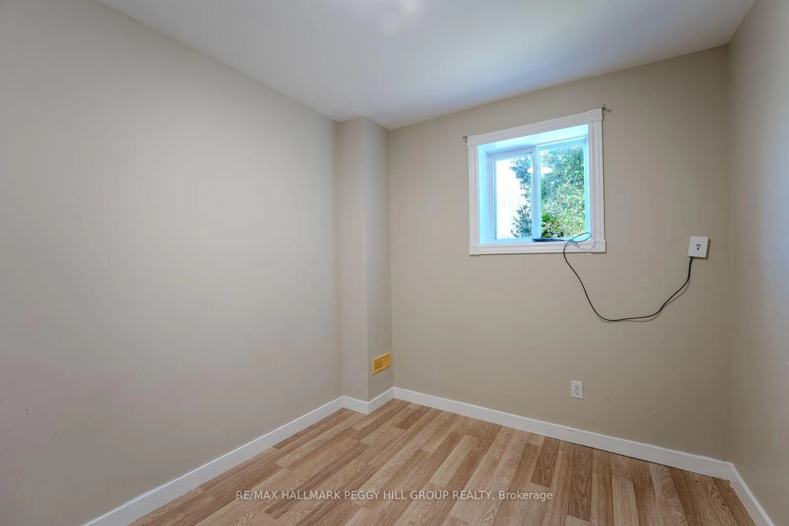 Photo 10 of Unit Lower, 67 Iris Drive, Wasaga Beach — HOMEH