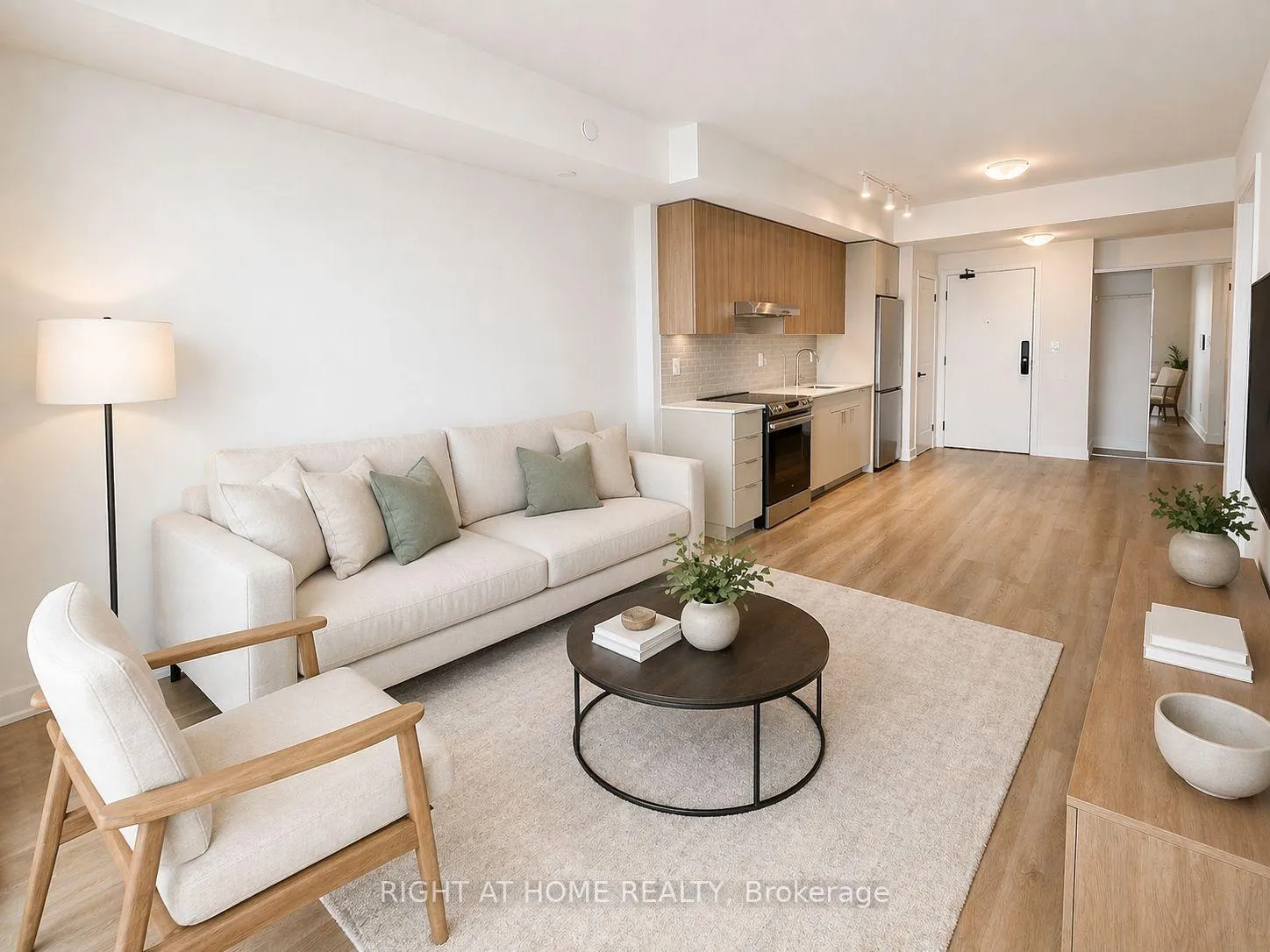 Photo 5 of Unit 1107, 2075 Lakeshore Road, Burlington, Brant — HOMEH