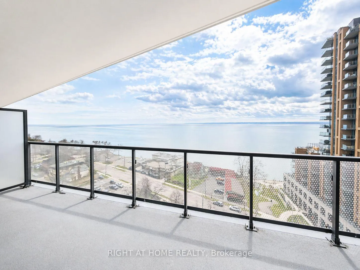 Photo 19 of Unit 1107, 2075 Lakeshore Road, Burlington, Brant — HOMEH