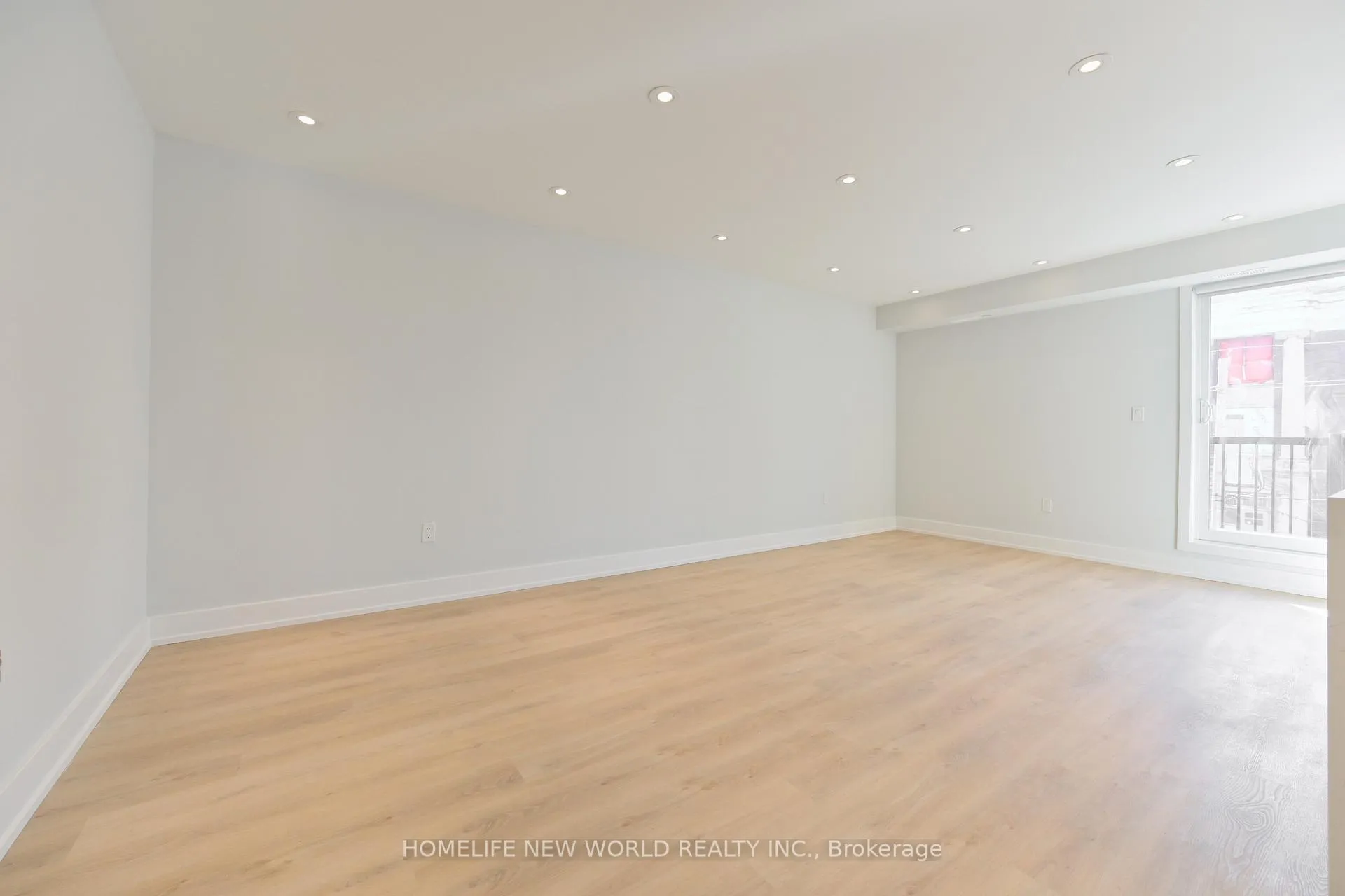 Photo 8 of Unit Upper, 997 Dufferin Street, Toronto, Dufferin Grove — HOMEH
