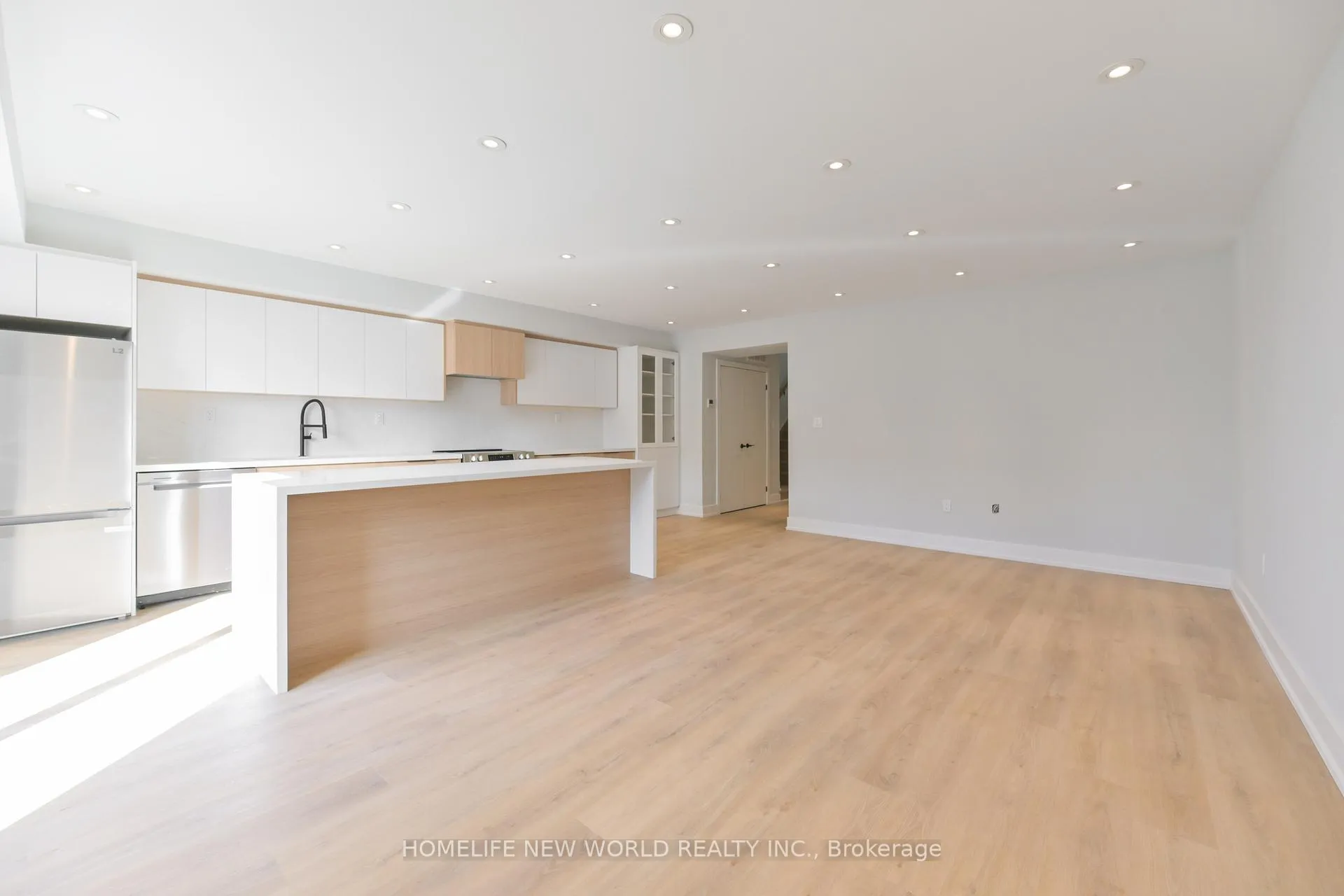 Photo 9 of Unit Upper, 997 Dufferin Street, Toronto, Dufferin Grove — HOMEH