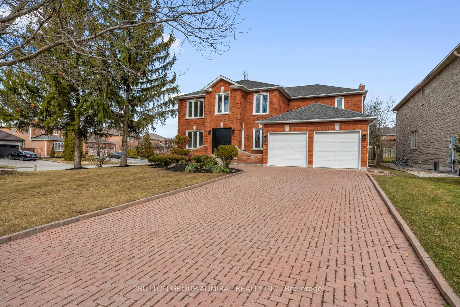 Photo 2 of 295 Fifth Avenue, Vaughan, East Woodbridge — HOMEH