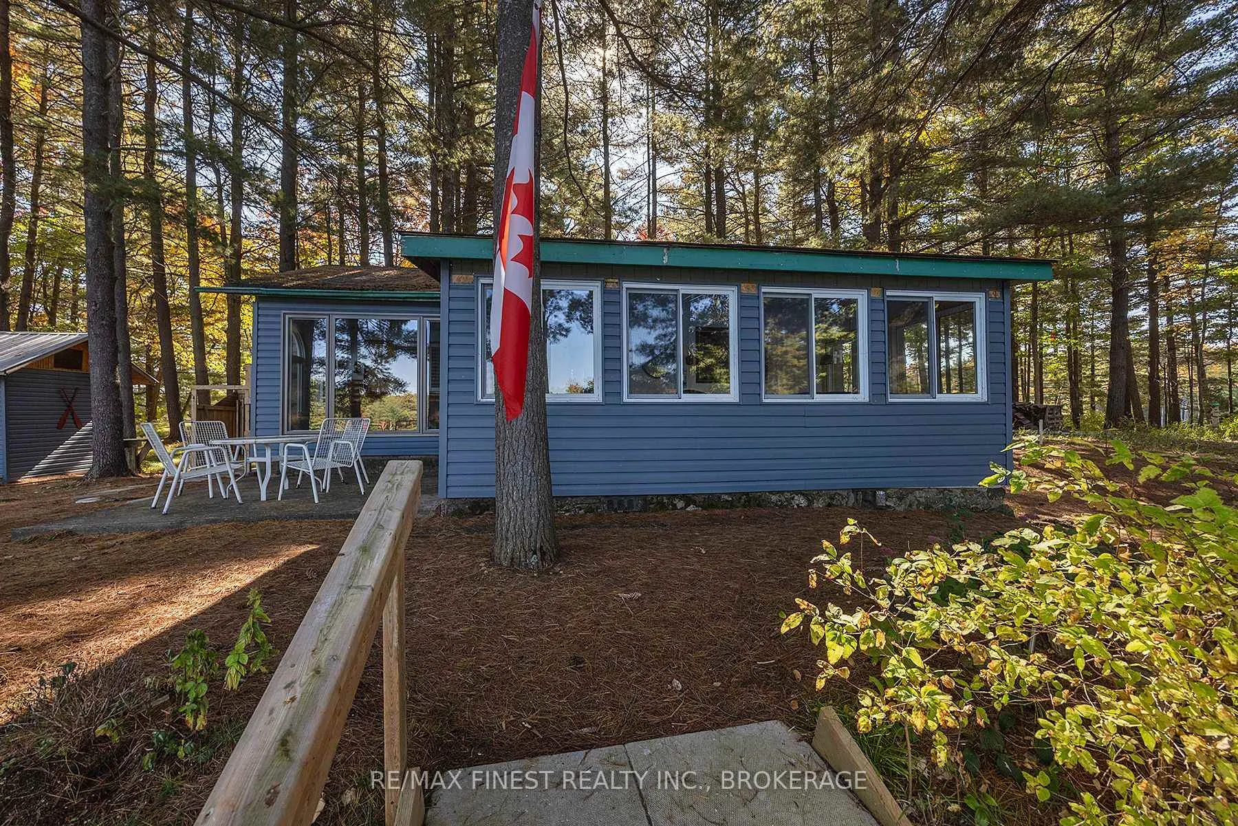 Photo 3 of 293 Gold Dust Lane, Frontenac, Frontenac South — HOMEH