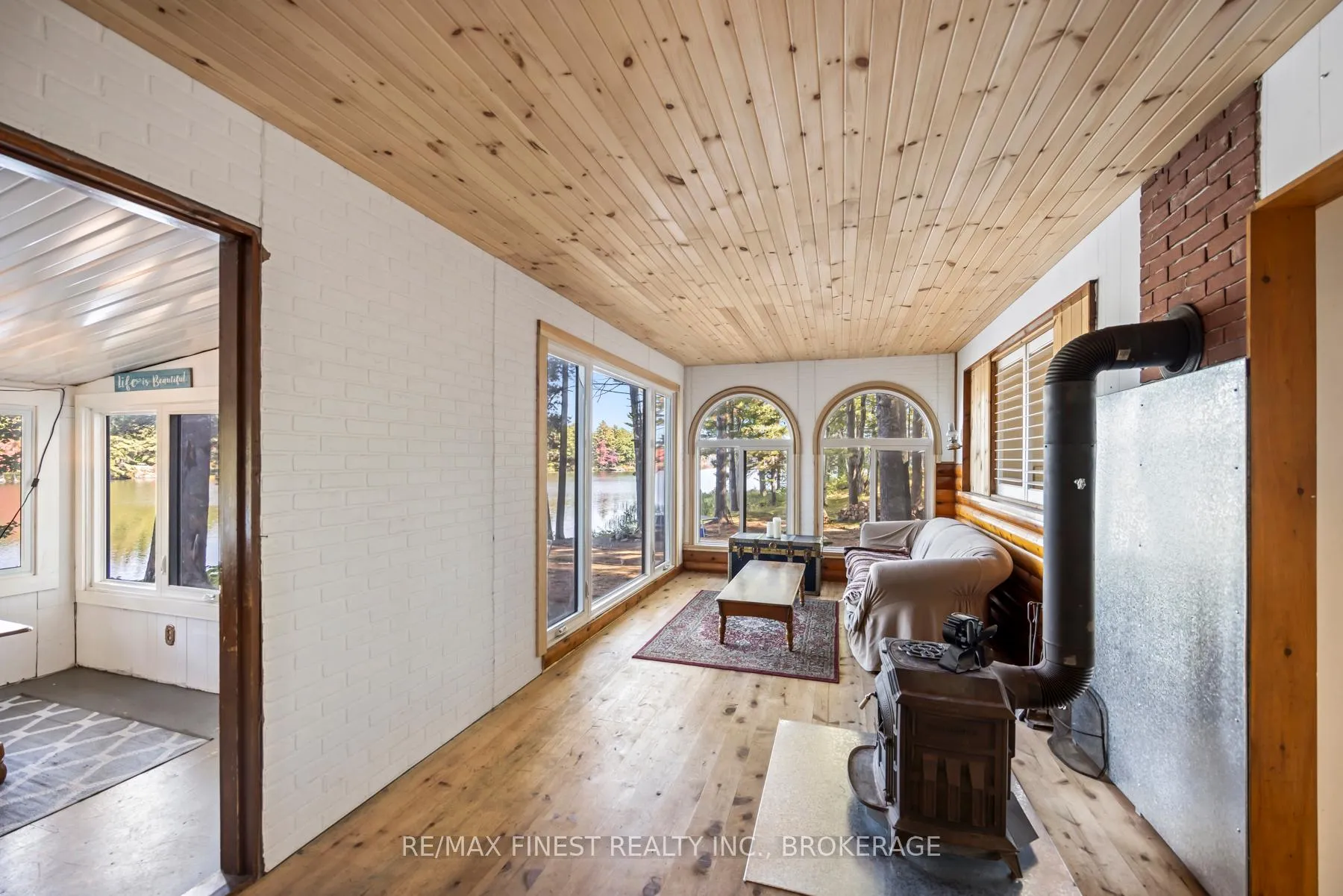 Photo 9 of 293 Gold Dust Lane, Frontenac, Frontenac South — HOMEH