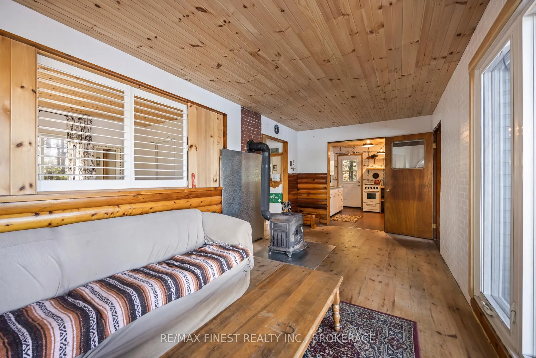 Photo 11 of 293 Gold Dust Lane, Frontenac, Frontenac South — HOMEH