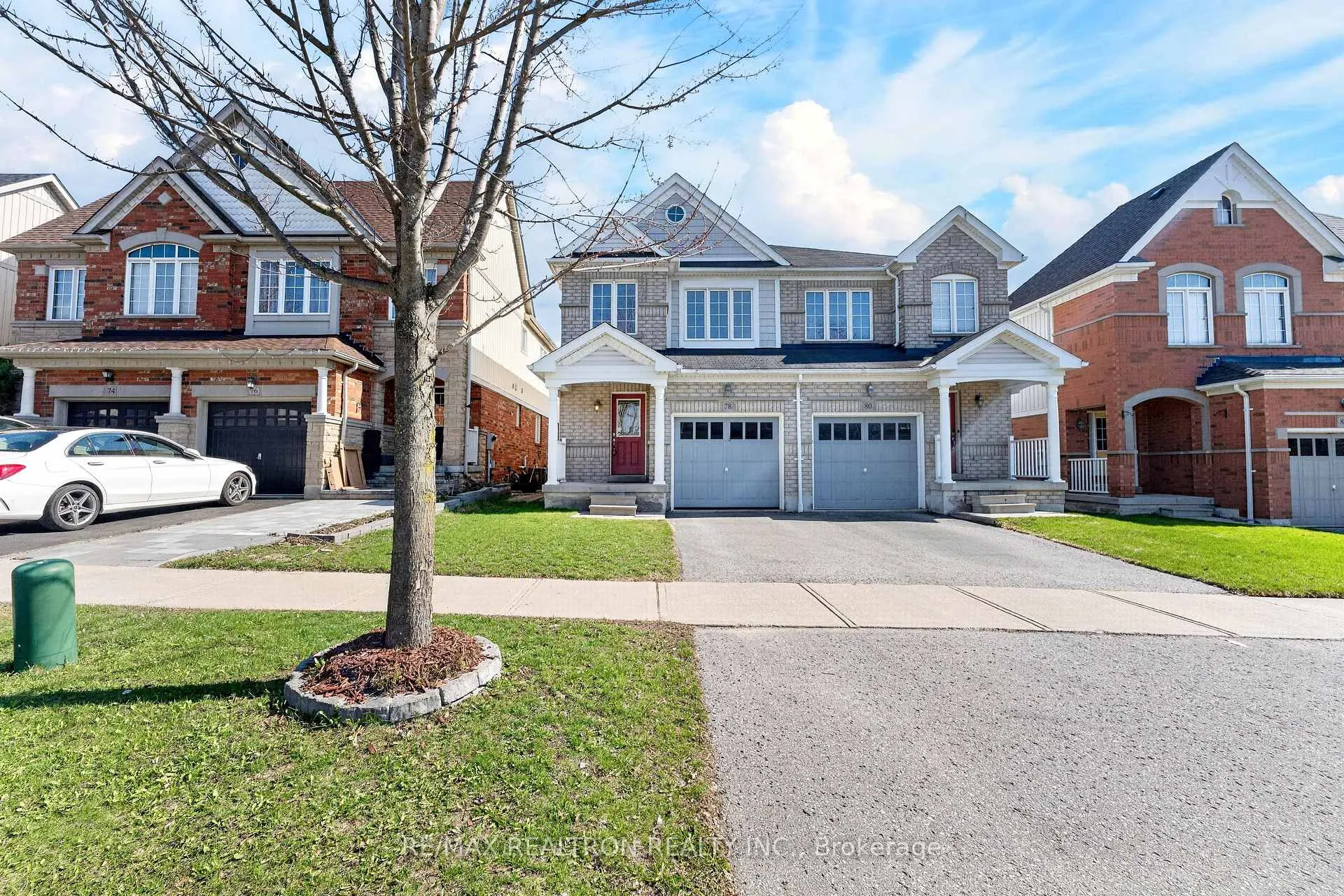 Photo 3 of 78 Tozer Crescent, Ajax, Northwest Ajax — HOMEH