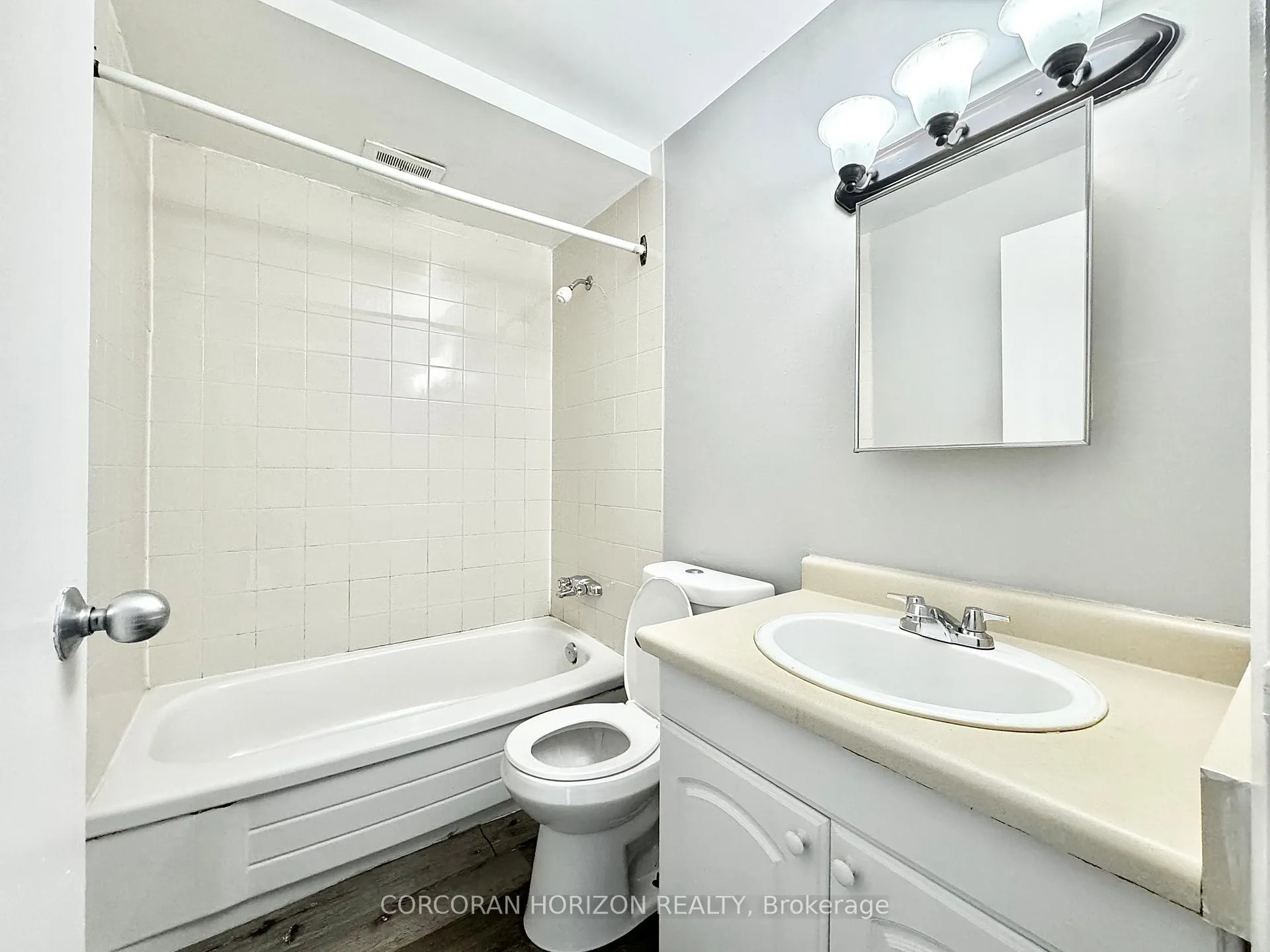 Photo 12 of Unit 45, 1200 Courtland Avenue E, Kitchener — HOMEH