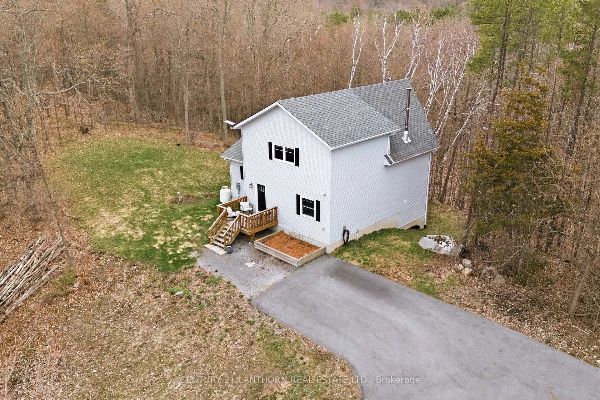 Photo 3 of 309 Beatty Road, Belleville, Thurlow Ward — HOMEH