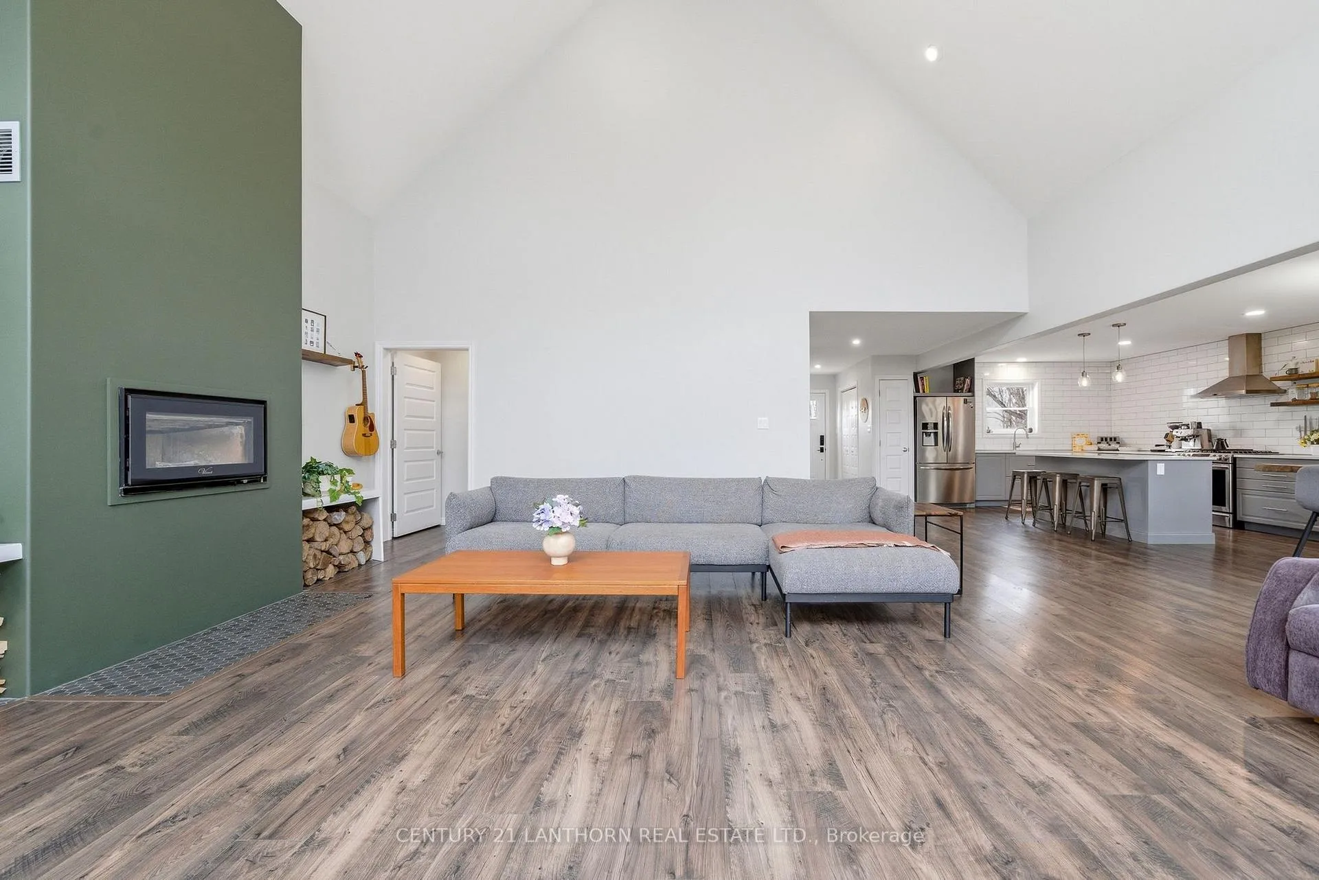 Photo 17 of 309 Beatty Road, Belleville, Thurlow Ward — HOMEH