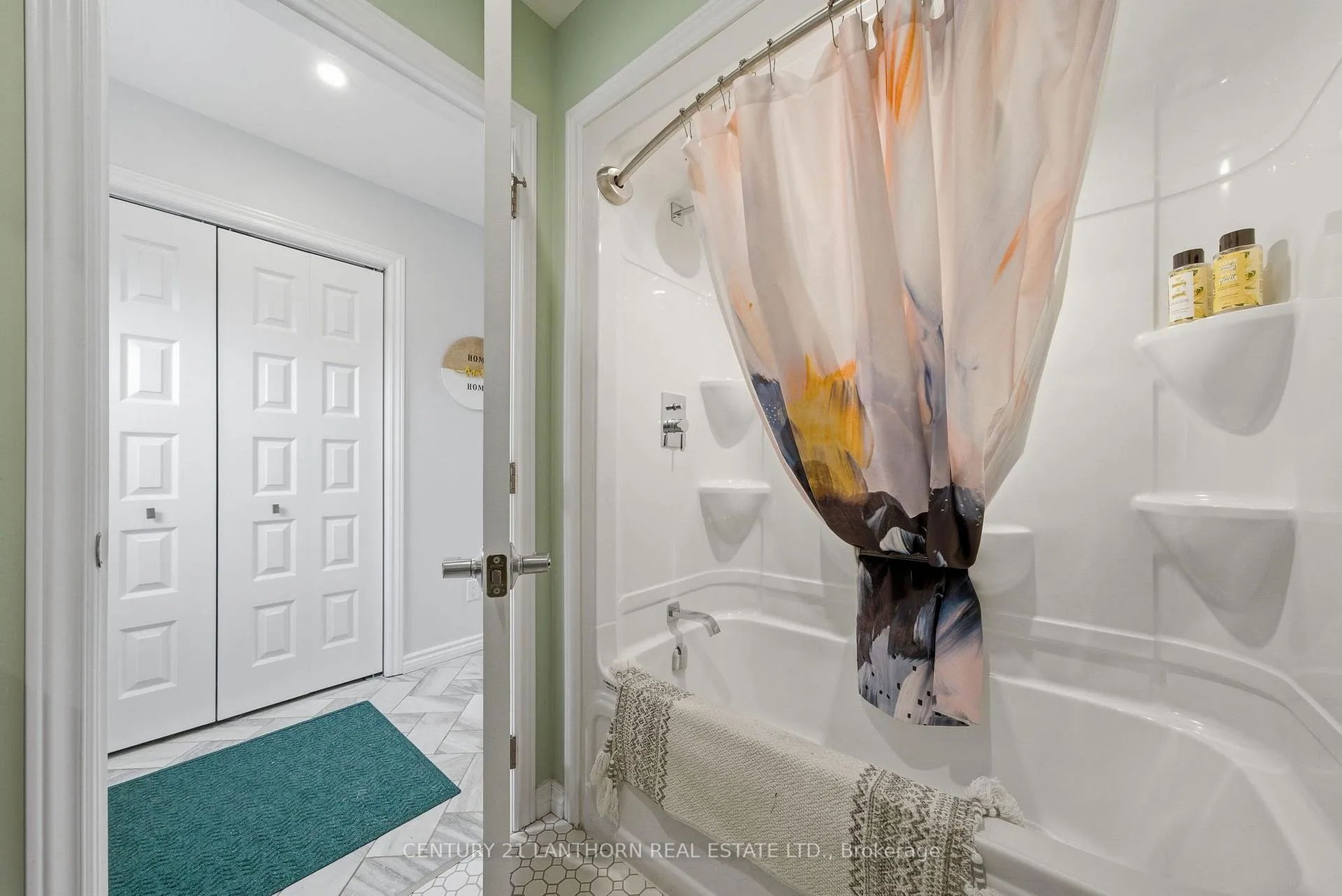 Photo 33 of 309 Beatty Road, Belleville, Thurlow Ward — HOMEH