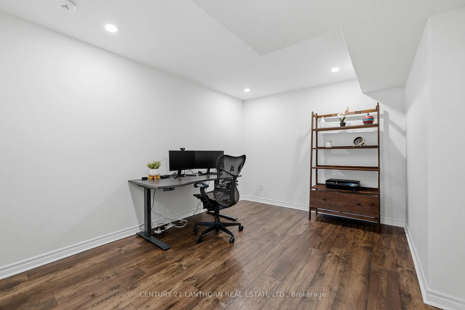 Photo 42 of 309 Beatty Road, Belleville, Thurlow Ward — HOMEH