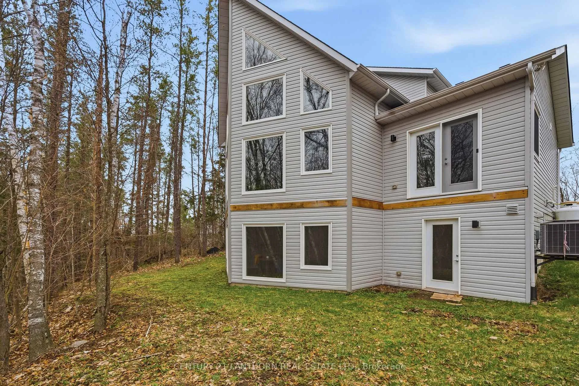 Photo 47 of 309 Beatty Road, Belleville, Thurlow Ward — HOMEH