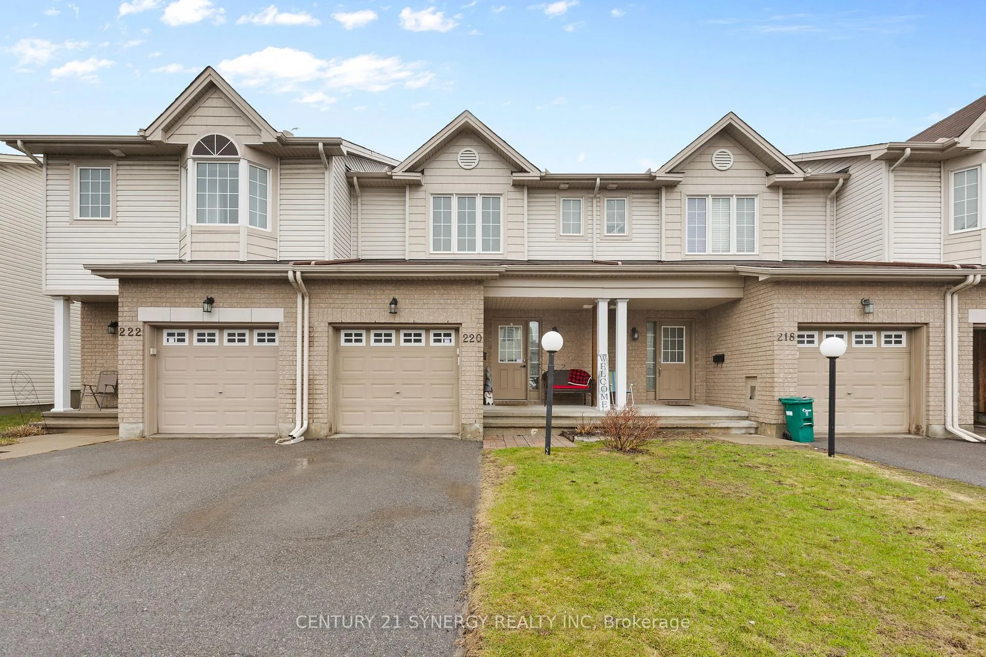 Photo 1 of 220 Lamplighters Drive, Ottawa, Barrhaven - Cedargrove/Fraserdale — HOMEH