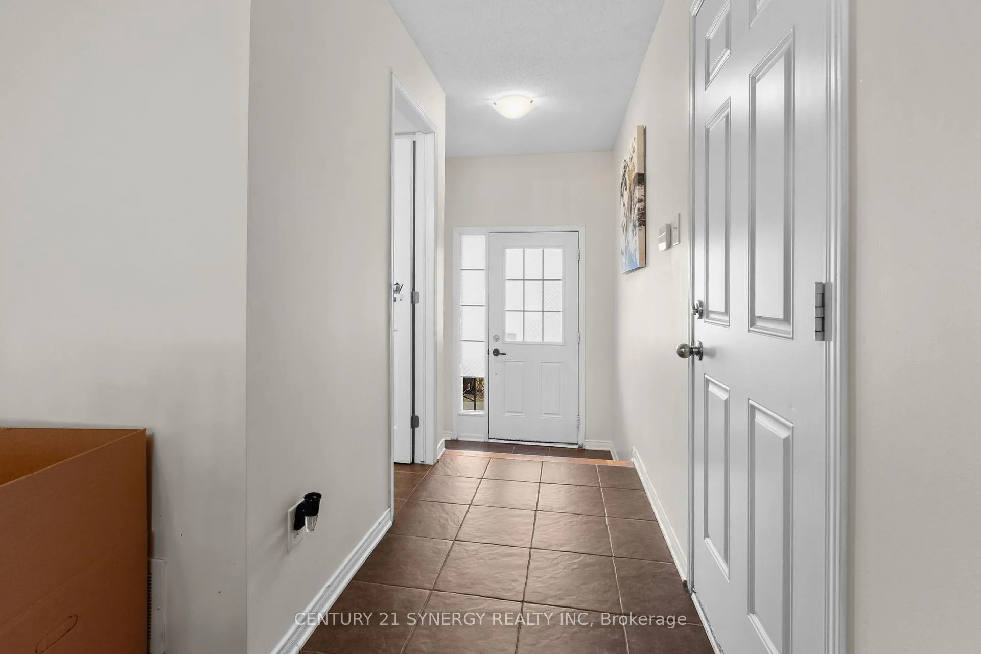Photo 6 of 220 Lamplighters Drive, Ottawa, Barrhaven - Cedargrove/Fraserdale — HOMEH