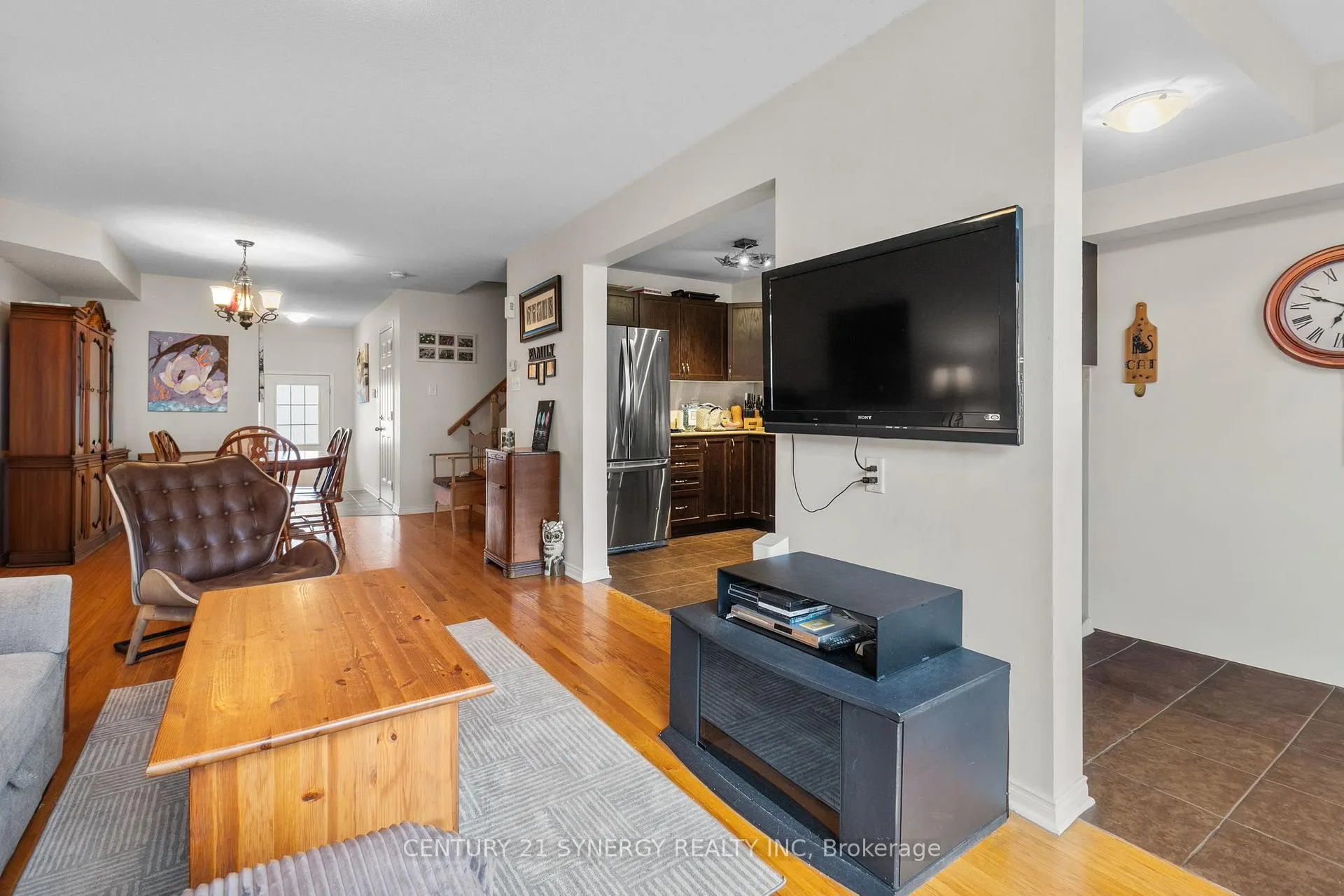 Photo 8 of 220 Lamplighters Drive, Ottawa, Barrhaven - Cedargrove/Fraserdale — HOMEH