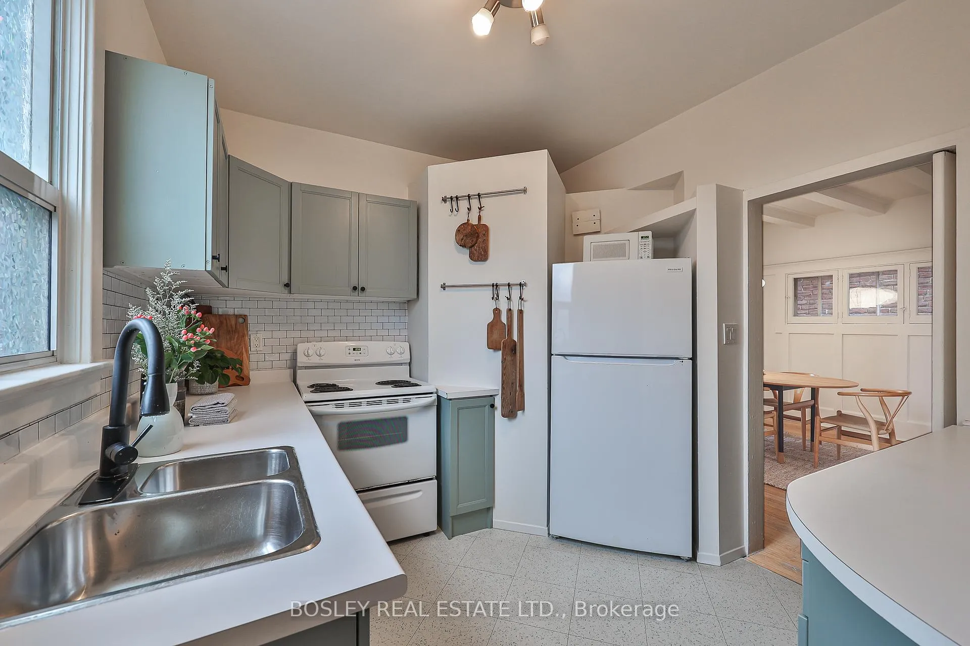 Photo 8 of 123 Grenadier Road, Toronto, Roncesvalles — HOMEH