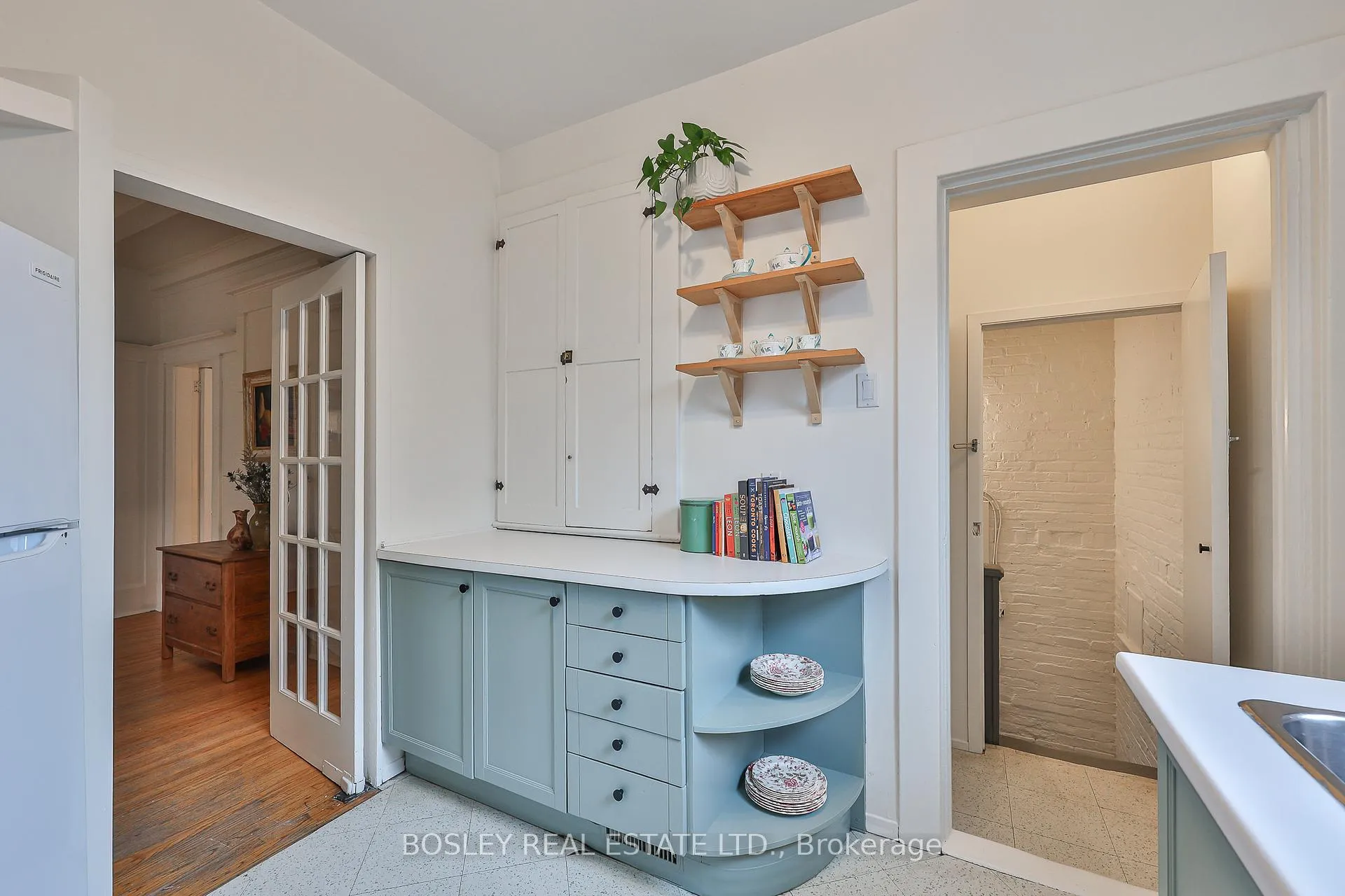 Photo 9 of 123 Grenadier Road, Toronto, Roncesvalles — HOMEH