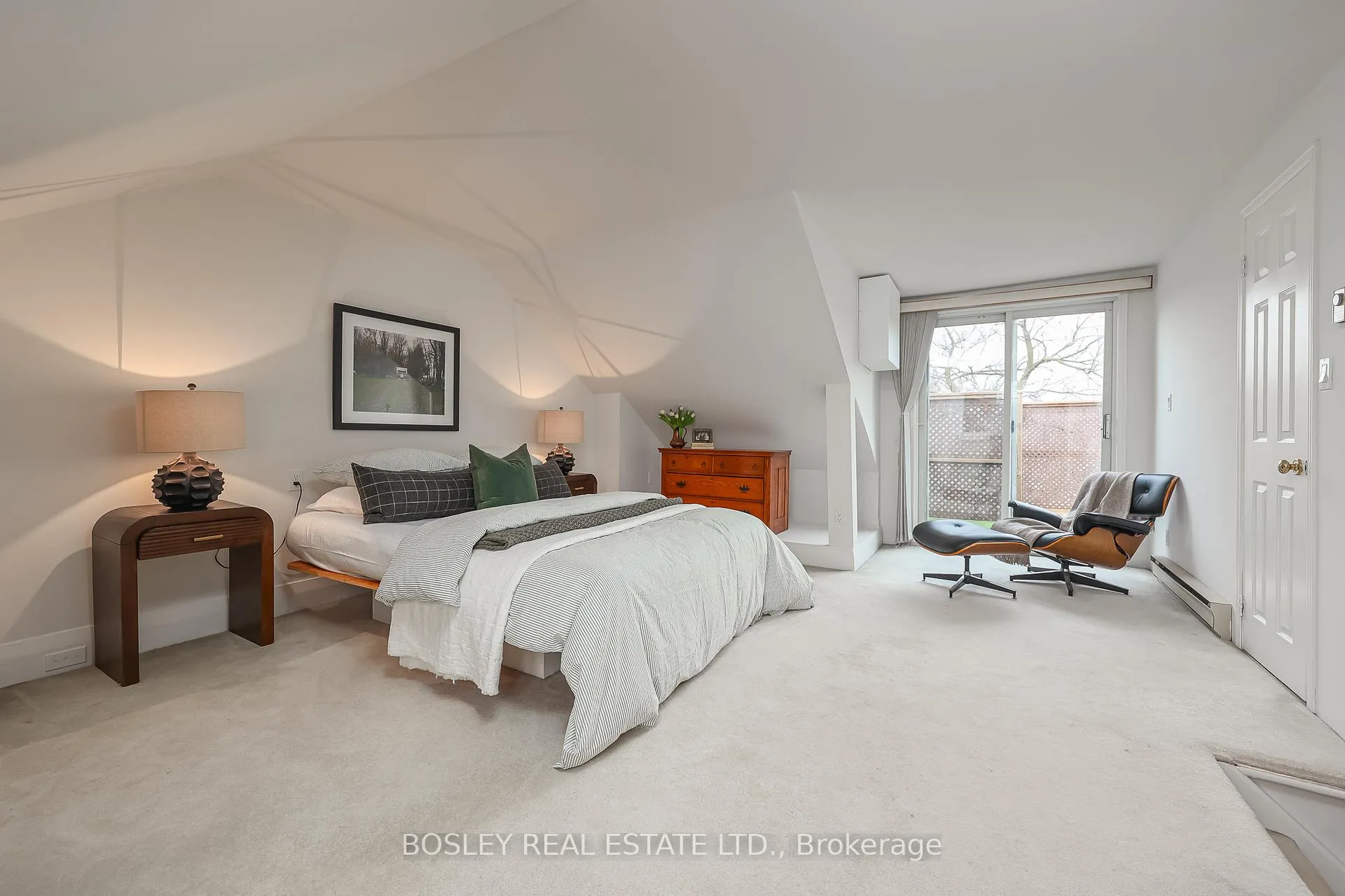 Photo 28 of 123 Grenadier Road, Toronto, Roncesvalles — HOMEH