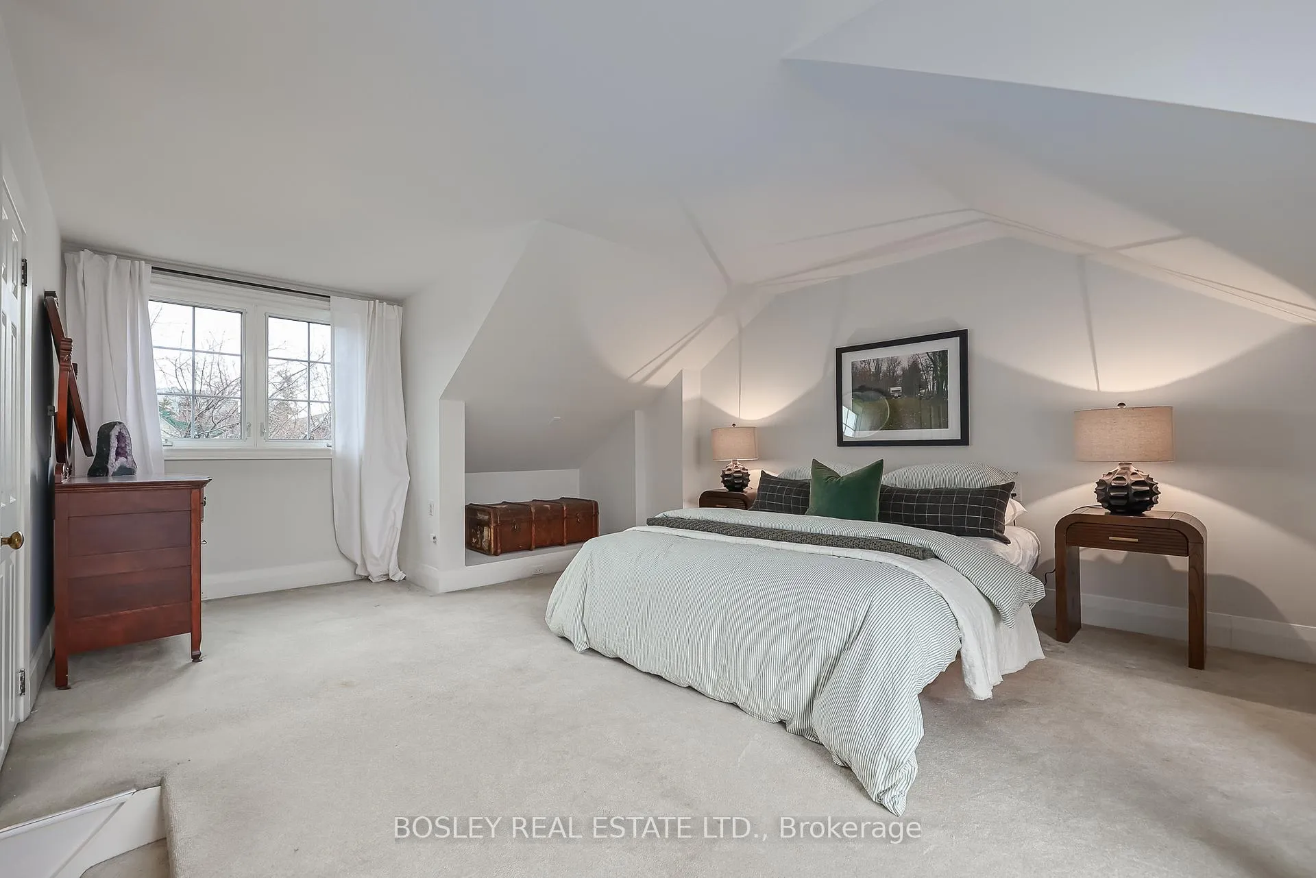 Photo 29 of 123 Grenadier Road, Toronto, Roncesvalles — HOMEH