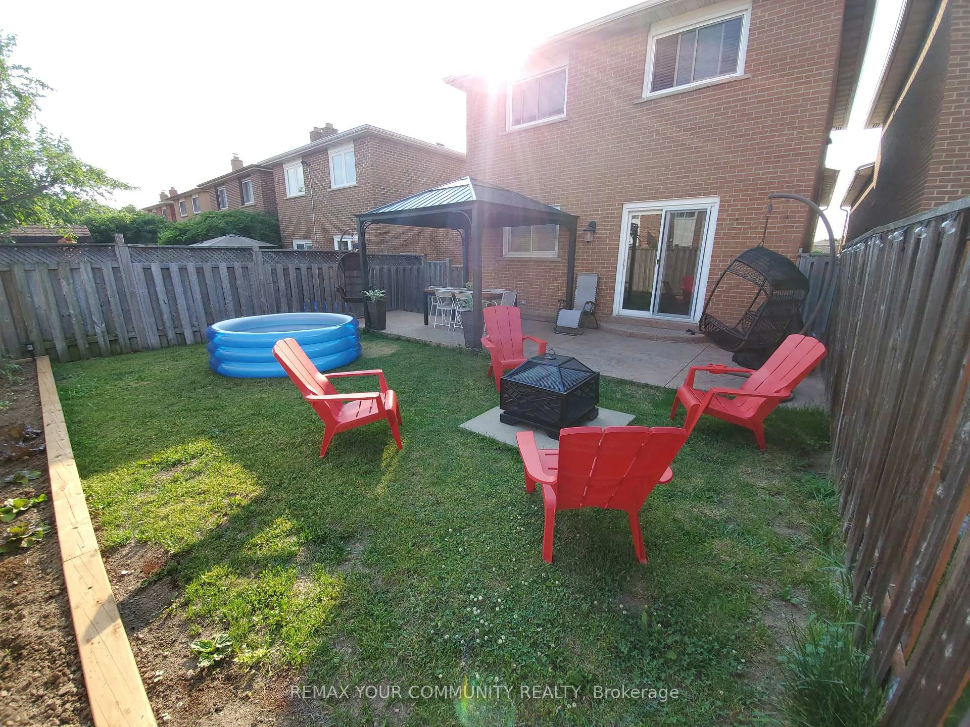 Photo 14 of 189 Aberdeen Avenue, Vaughan, East Woodbridge — HOMEH