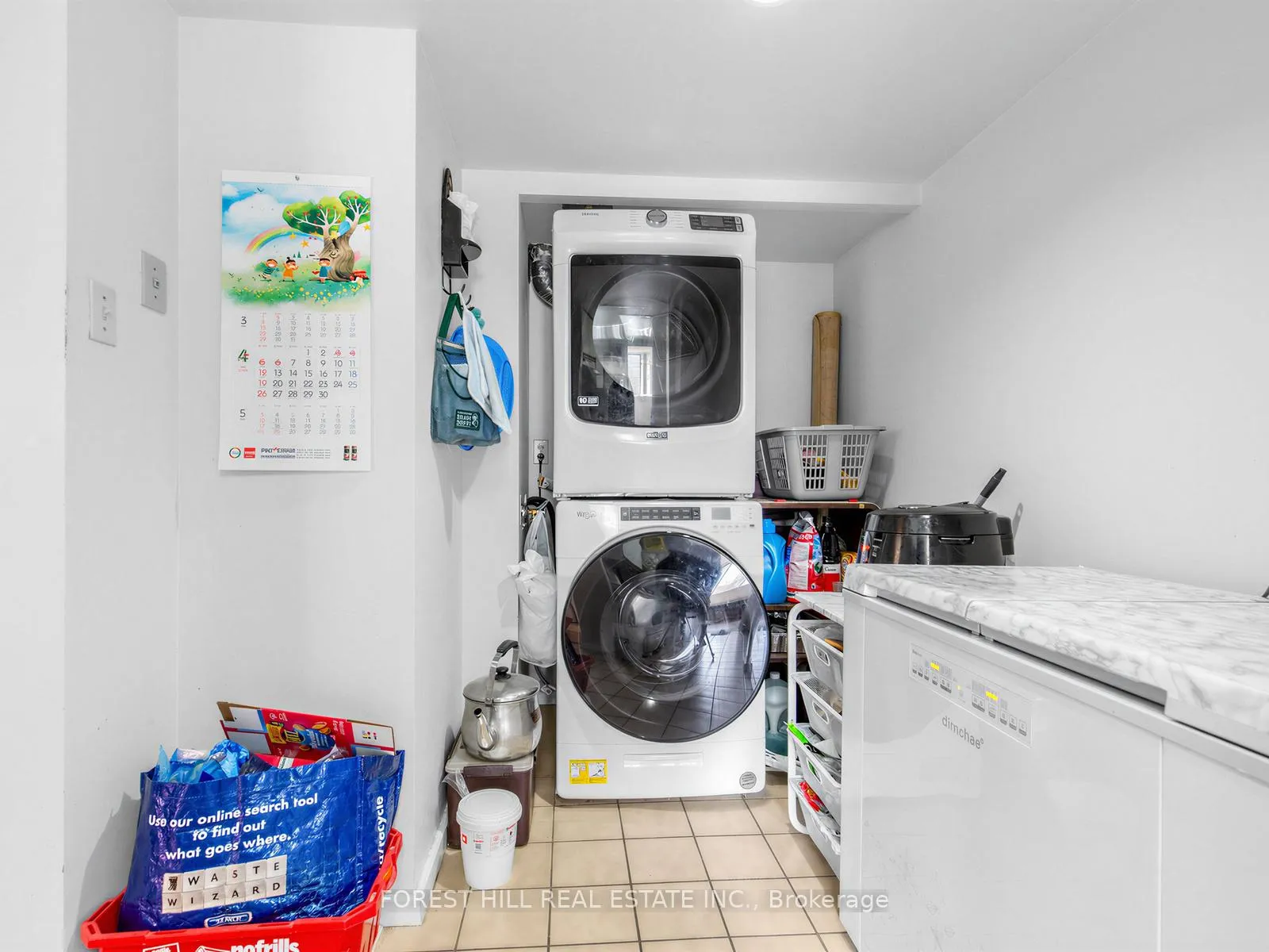 Photo 5 of Unit 410, 15 Maitland Place, Toronto, Cabbagetown-South St. James Town — HOMEH