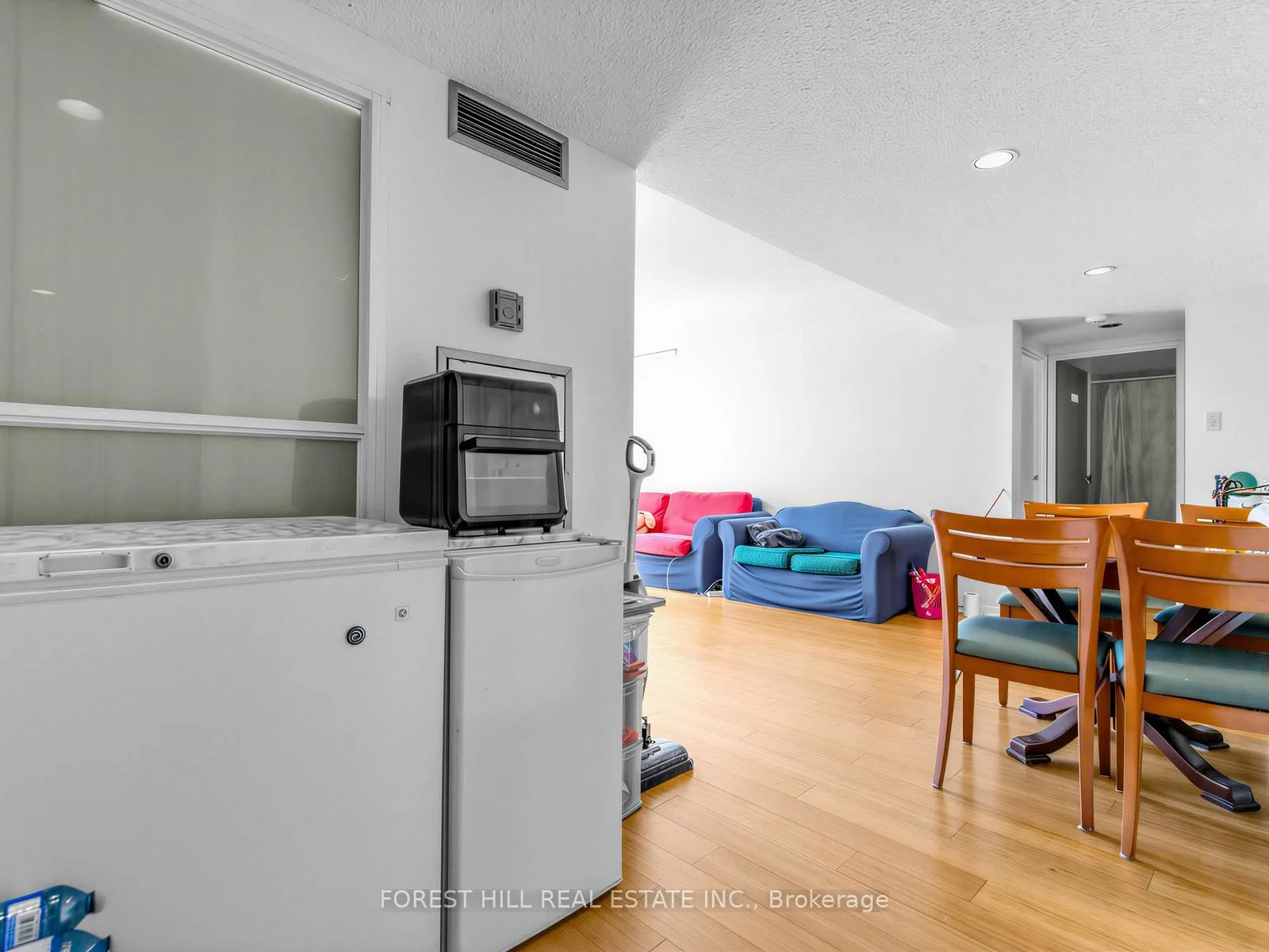 Photo 12 of Unit 410, 15 Maitland Place, Toronto, Cabbagetown-South St. James Town — HOMEH