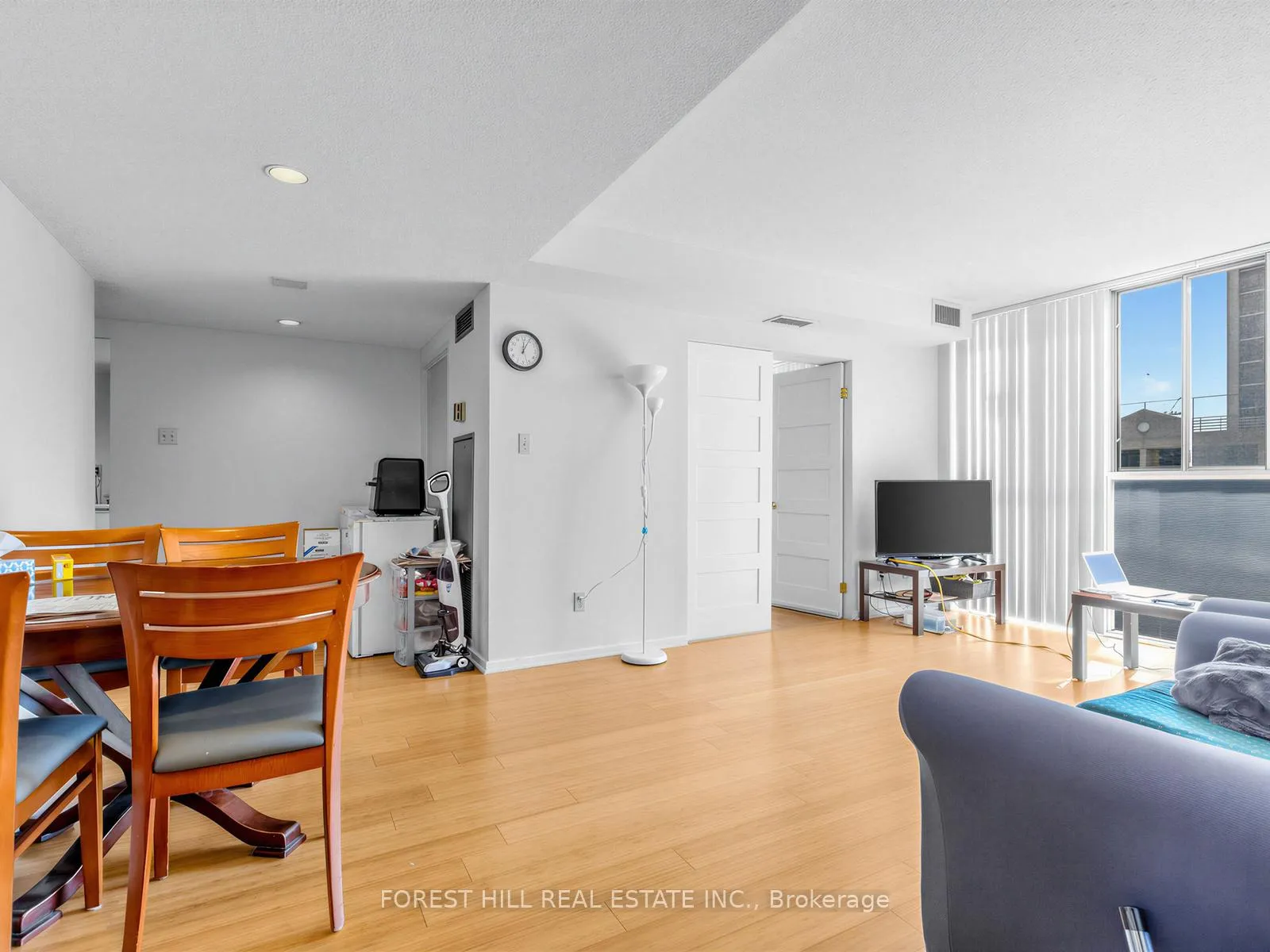 Photo 14 of Unit 410, 15 Maitland Place, Toronto, Cabbagetown-South St. James Town — HOMEH