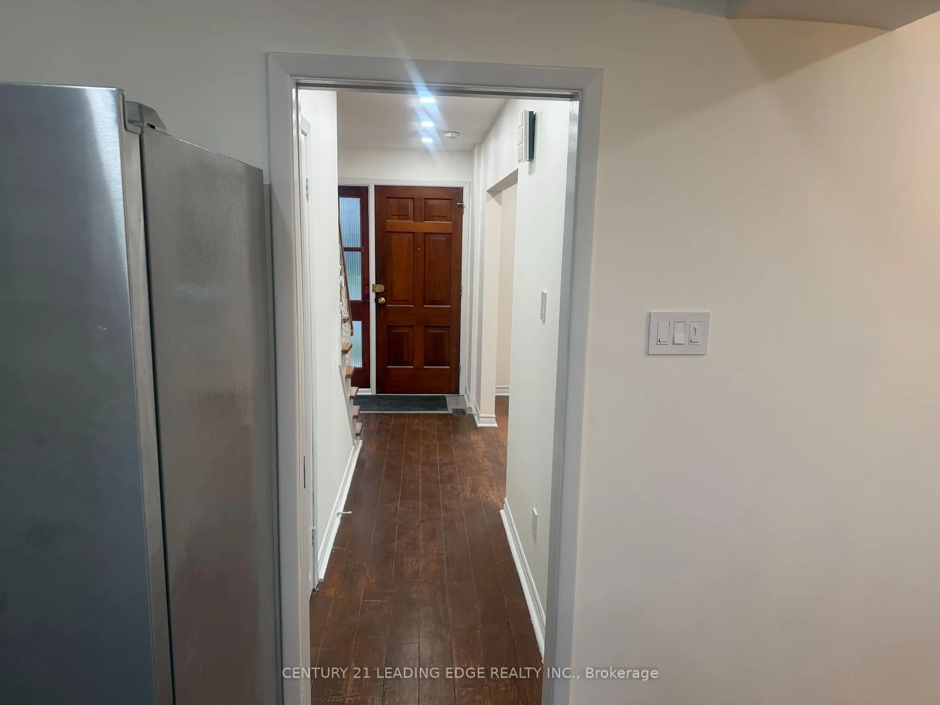 Photo 4 of 95 Willowridge Road, Etobicoke, Willowridge-Martingrove-Richview — HOMEH