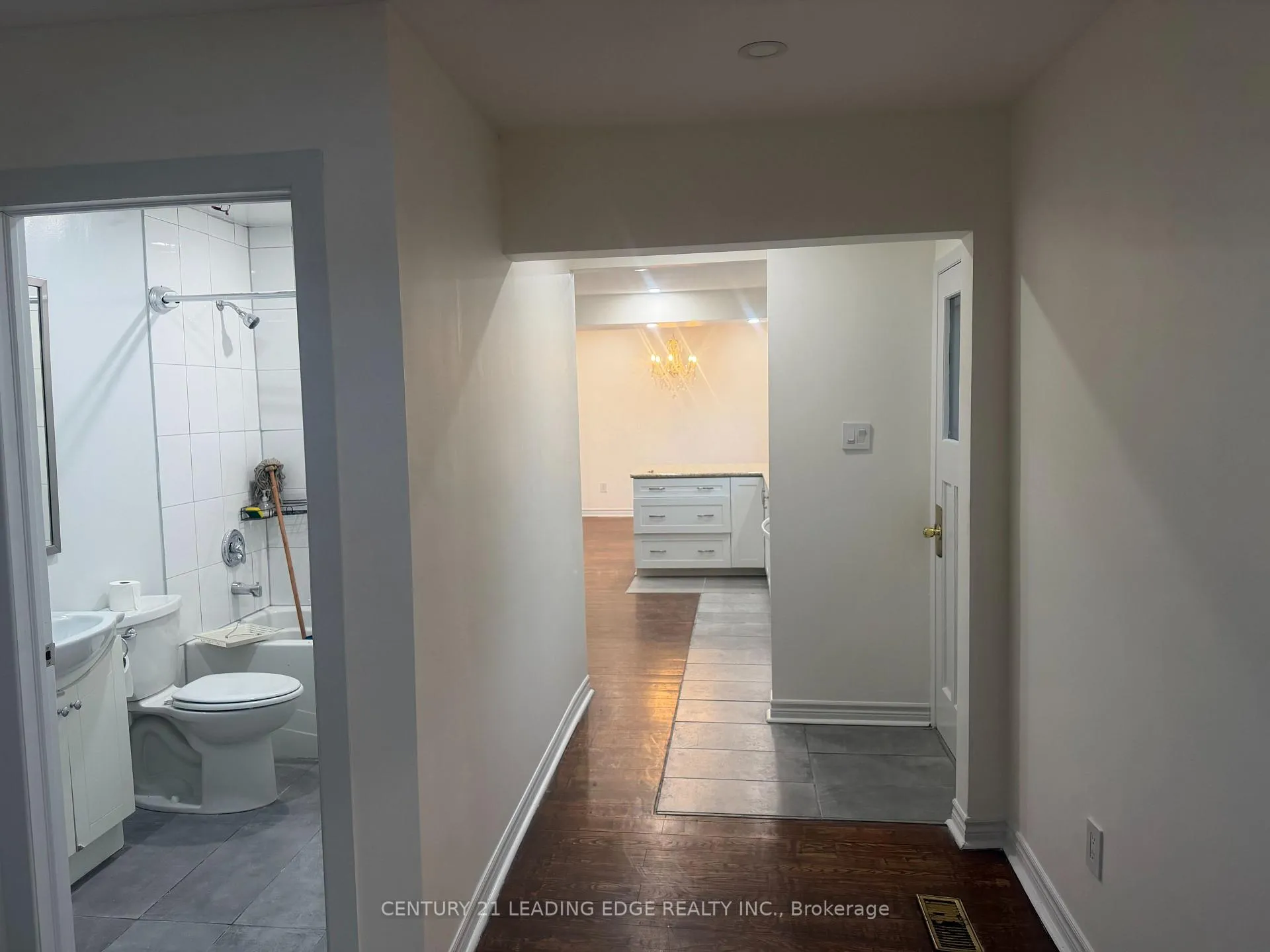 Photo 6 of 95 Willowridge Road, Etobicoke, Willowridge-Martingrove-Richview — HOMEH