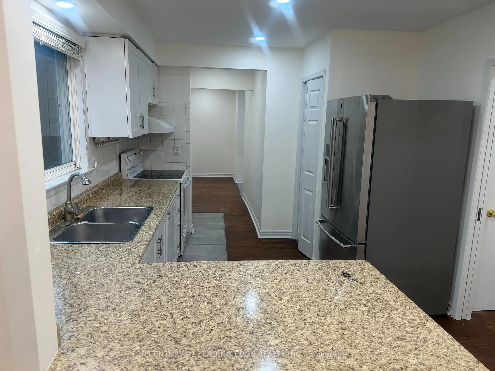 Photo 10 of 95 Willowridge Road, Etobicoke, Willowridge-Martingrove-Richview — HOMEH
