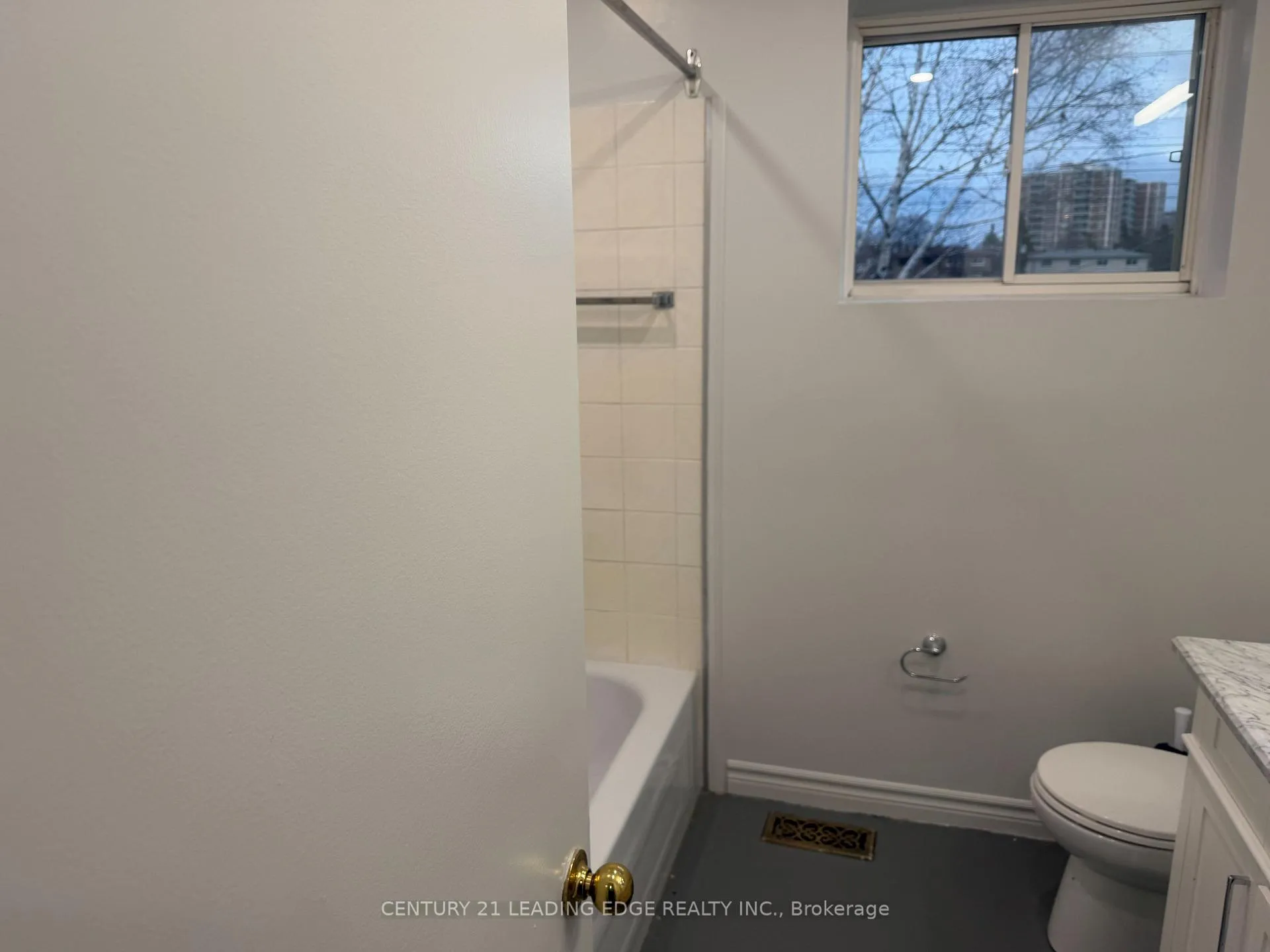 Photo 12 of 95 Willowridge Road, Etobicoke, Willowridge-Martingrove-Richview — HOMEH