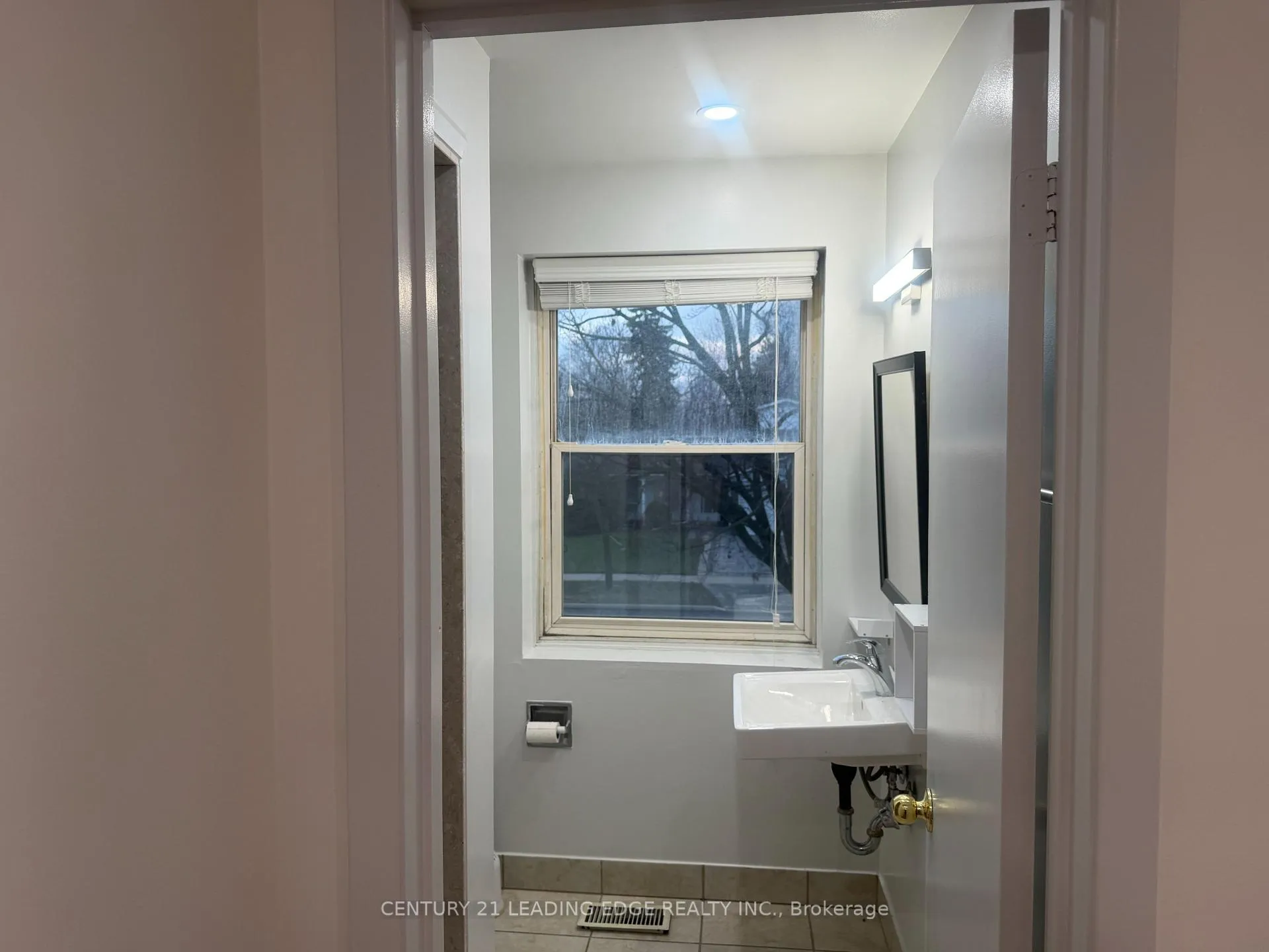Photo 16 of 95 Willowridge Road, Etobicoke, Willowridge-Martingrove-Richview — HOMEH