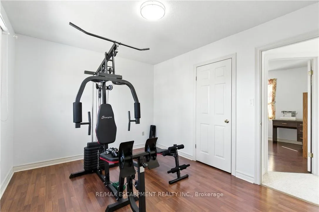 Photo 35 of 10 Shadowdale Drive, Hamilton, Stoney Creek — HOMEH