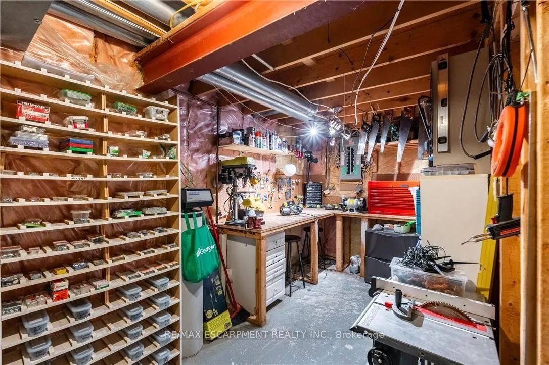 Photo 43 of 10 Shadowdale Drive, Hamilton, Stoney Creek — HOMEH